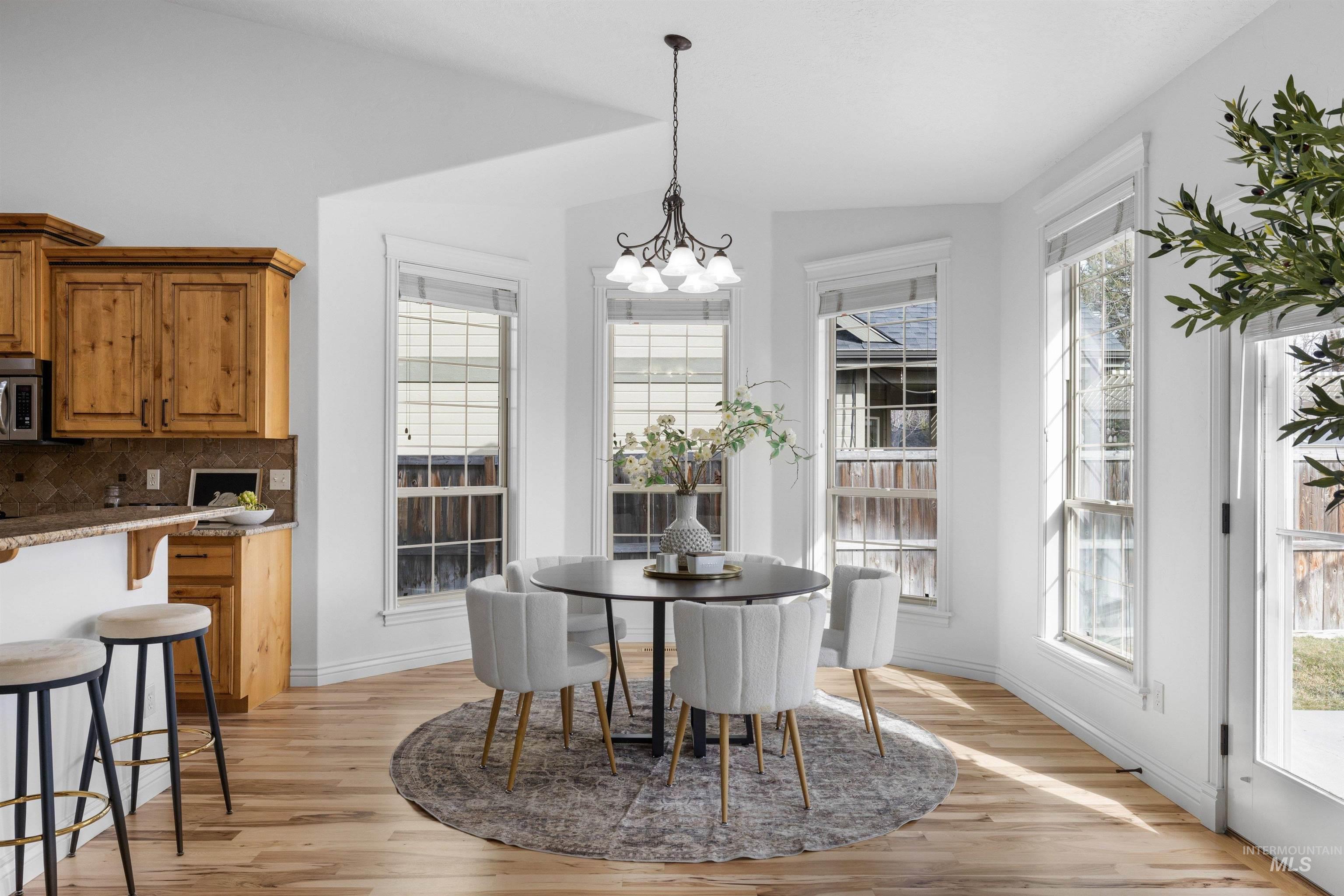 7534 N Misty Cove Avenue