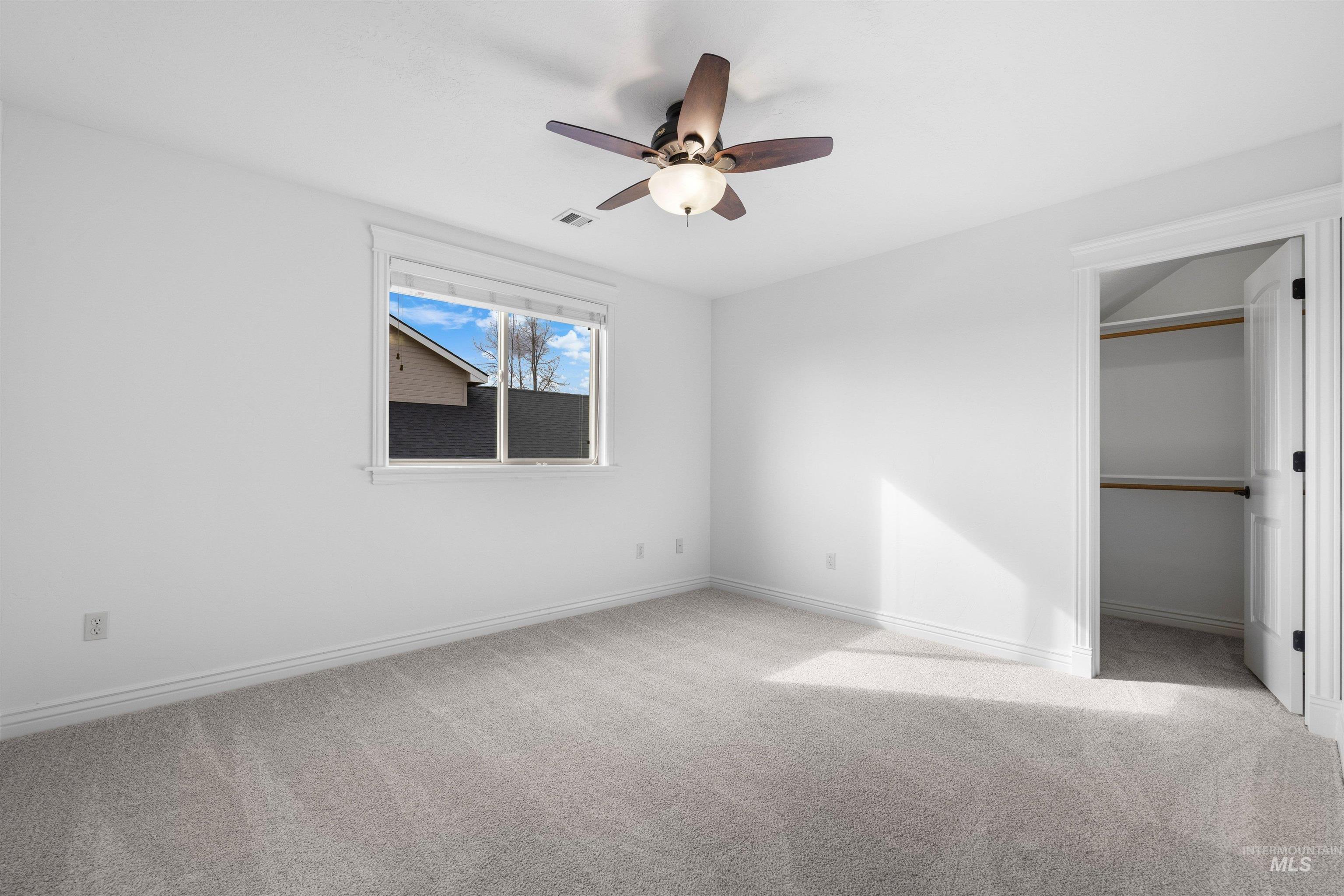 7534 N Misty Cove Avenue