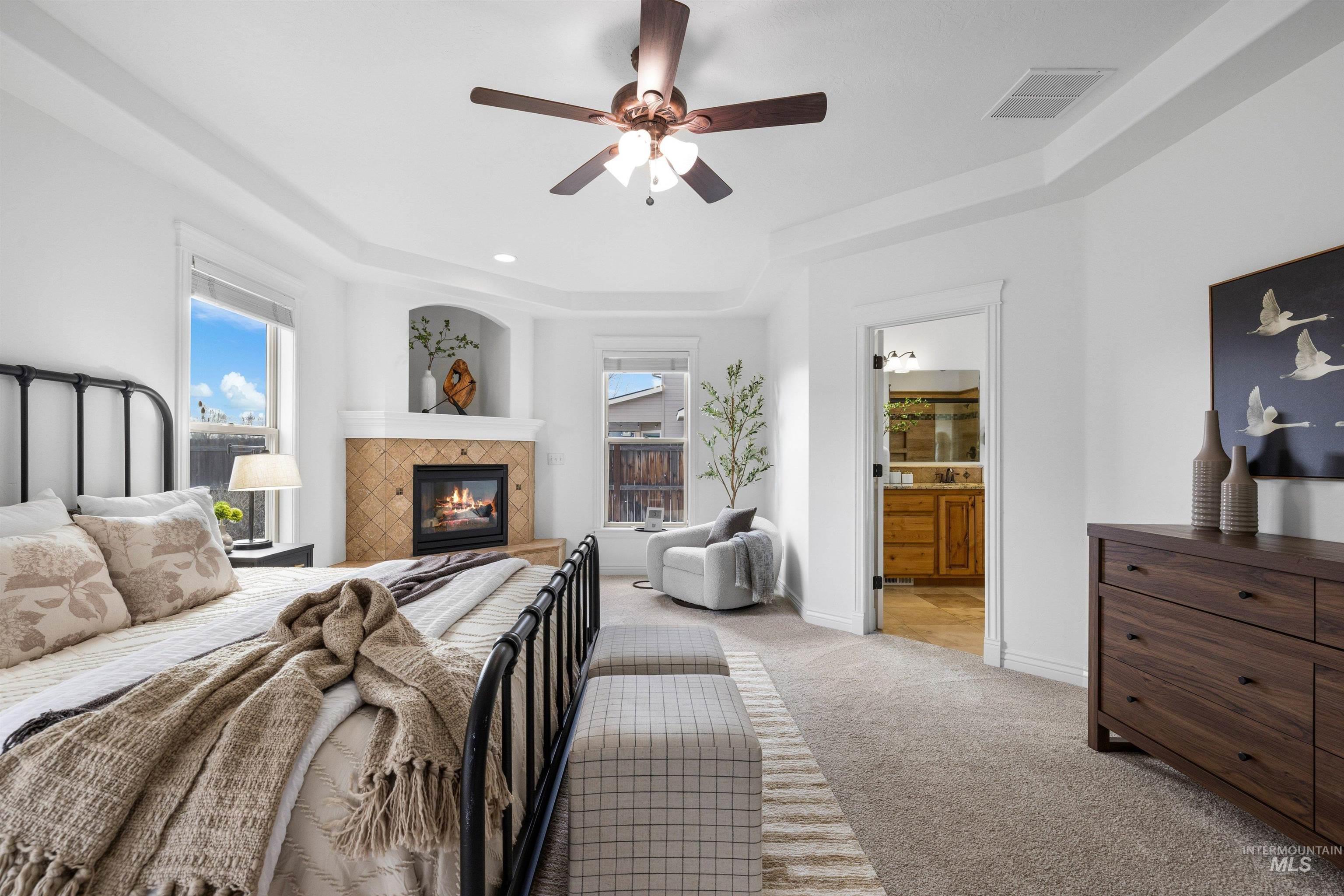 7534 N Misty Cove Avenue