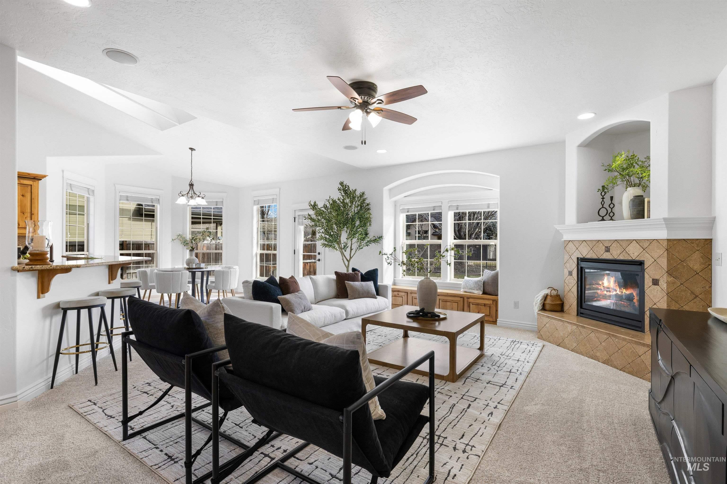 7534 N Misty Cove Avenue