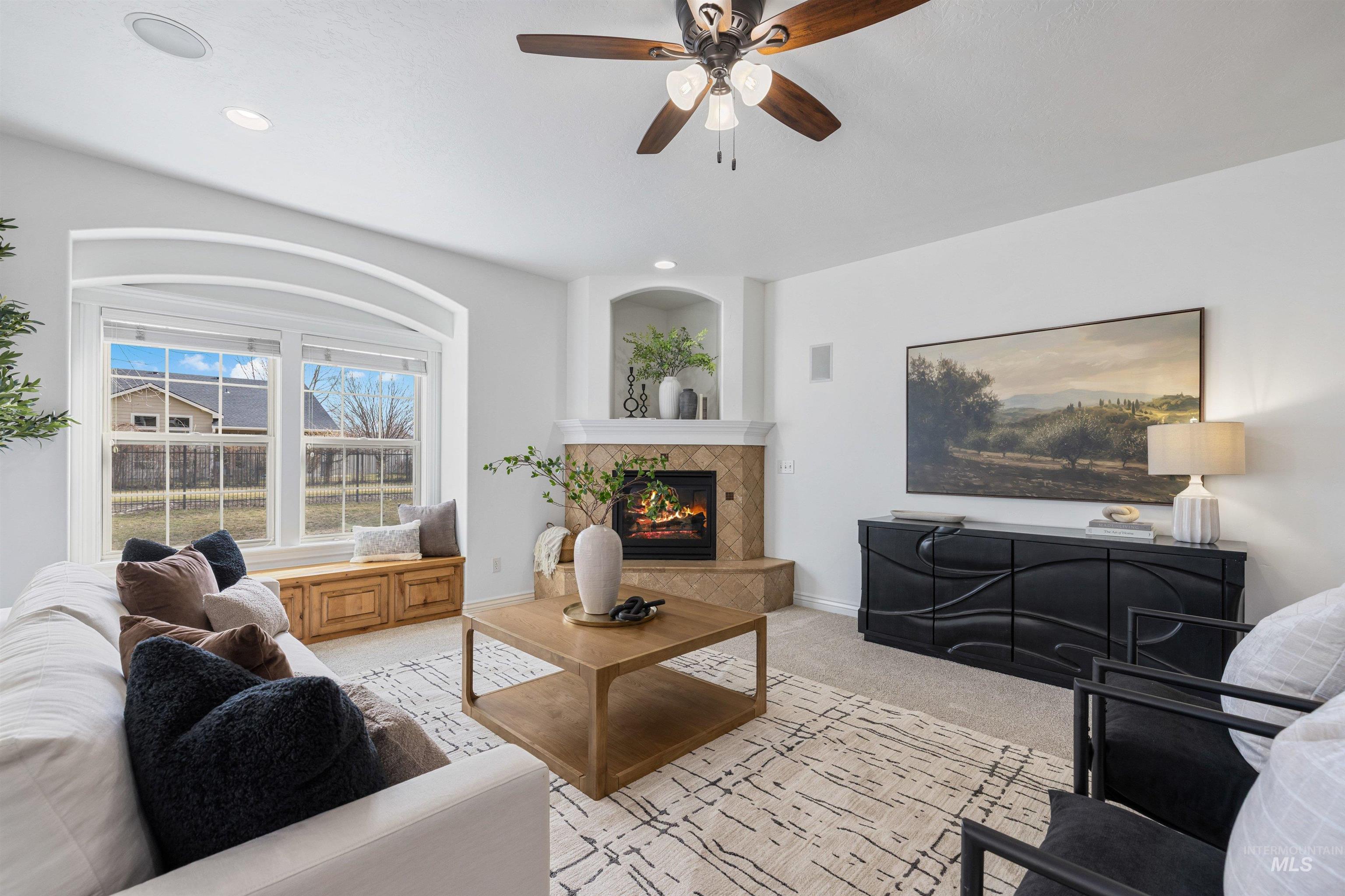 7534 N Misty Cove Avenue