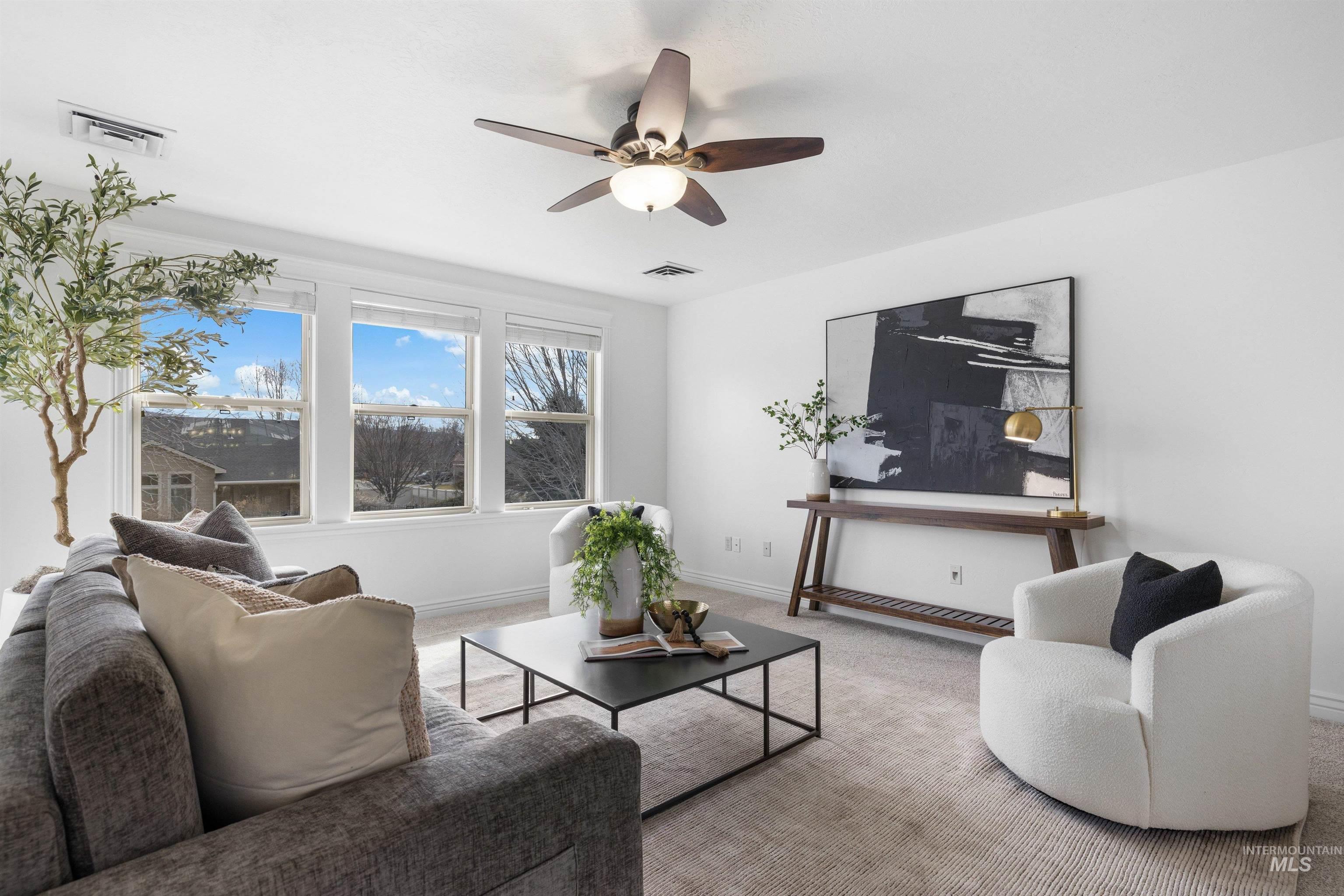 7534 N Misty Cove Avenue