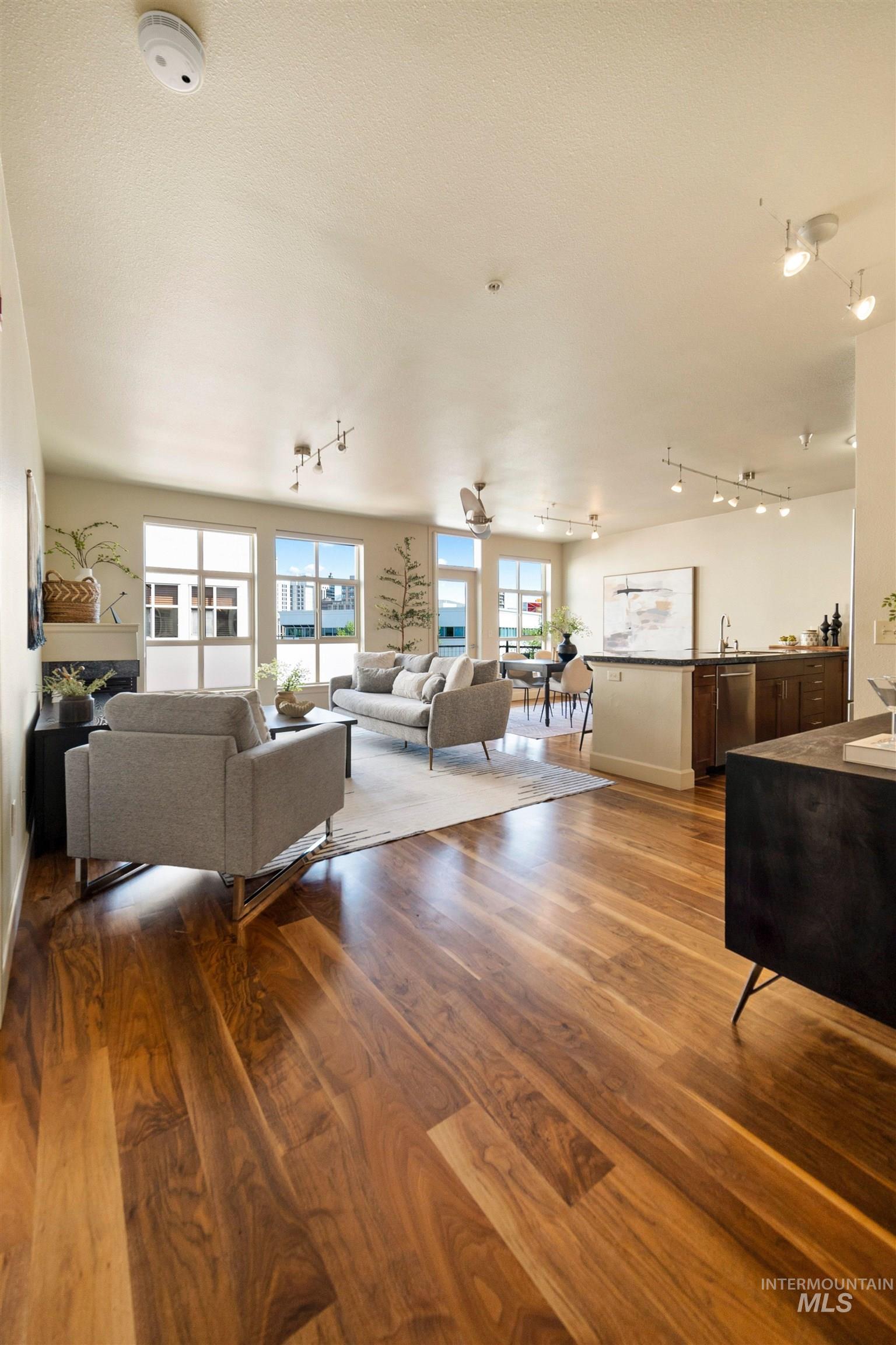 412 S 13th Street Unit: 415