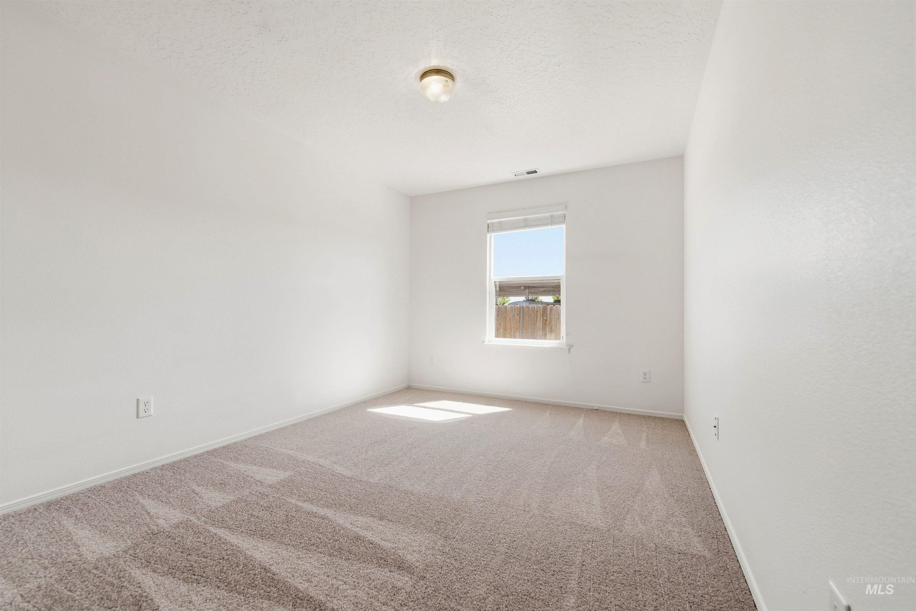 204 Bridgeport Avenue