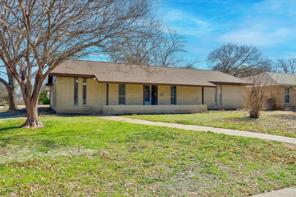 426 N Alexander Avenue