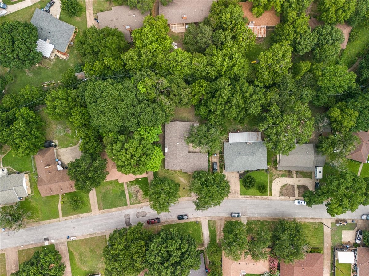 325 Meadowcreek Drive