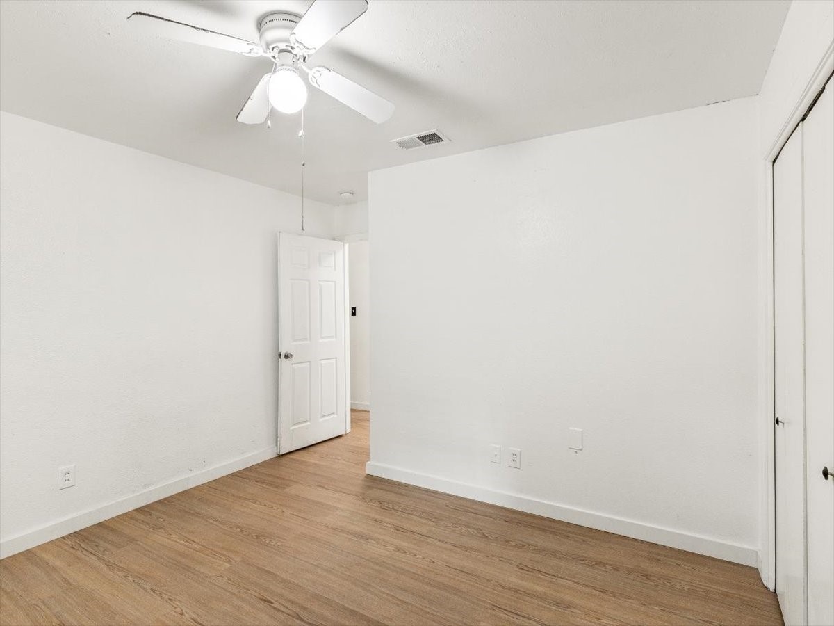 325 Meadowcreek Drive