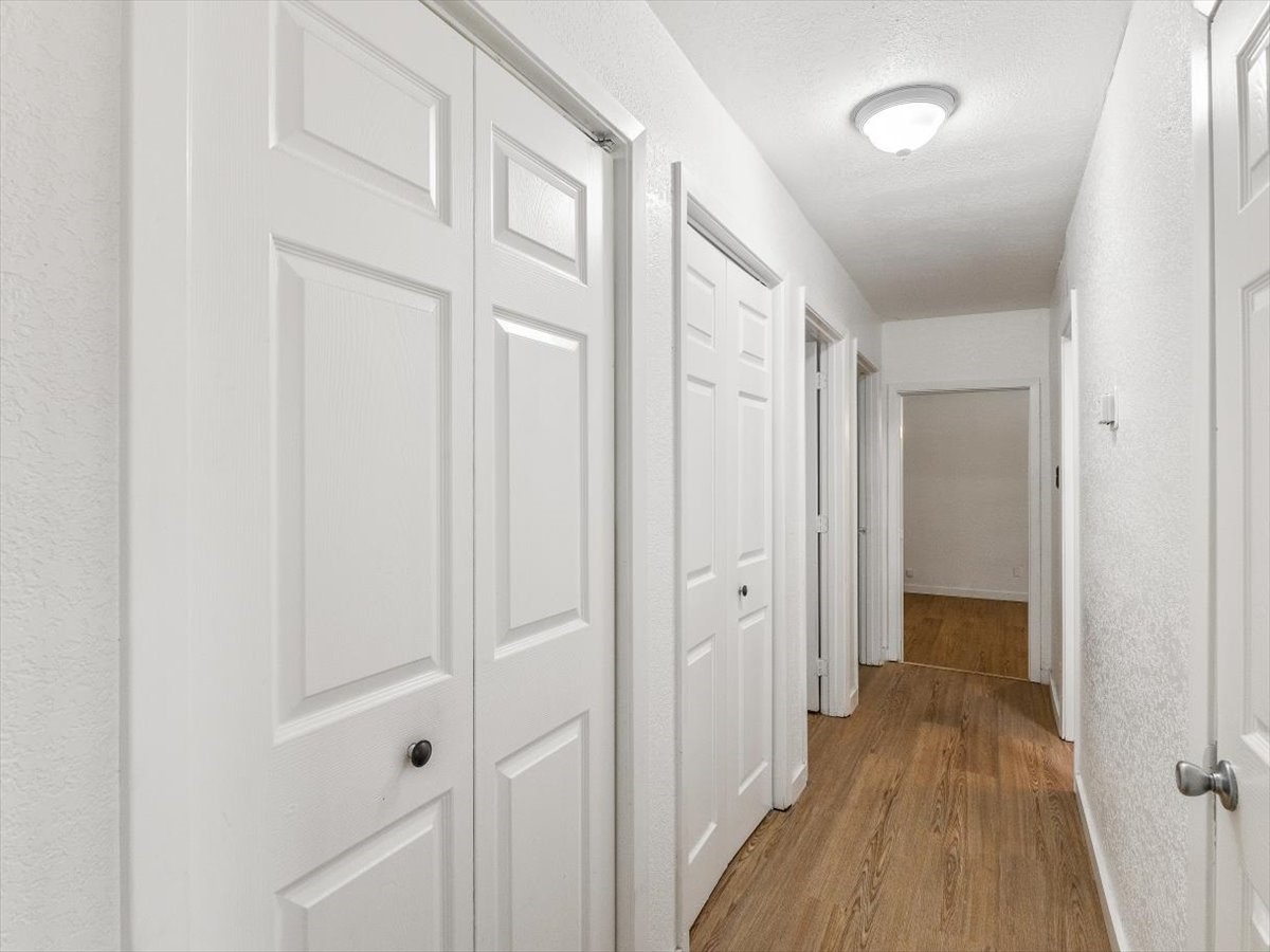 325 Meadowcreek Drive