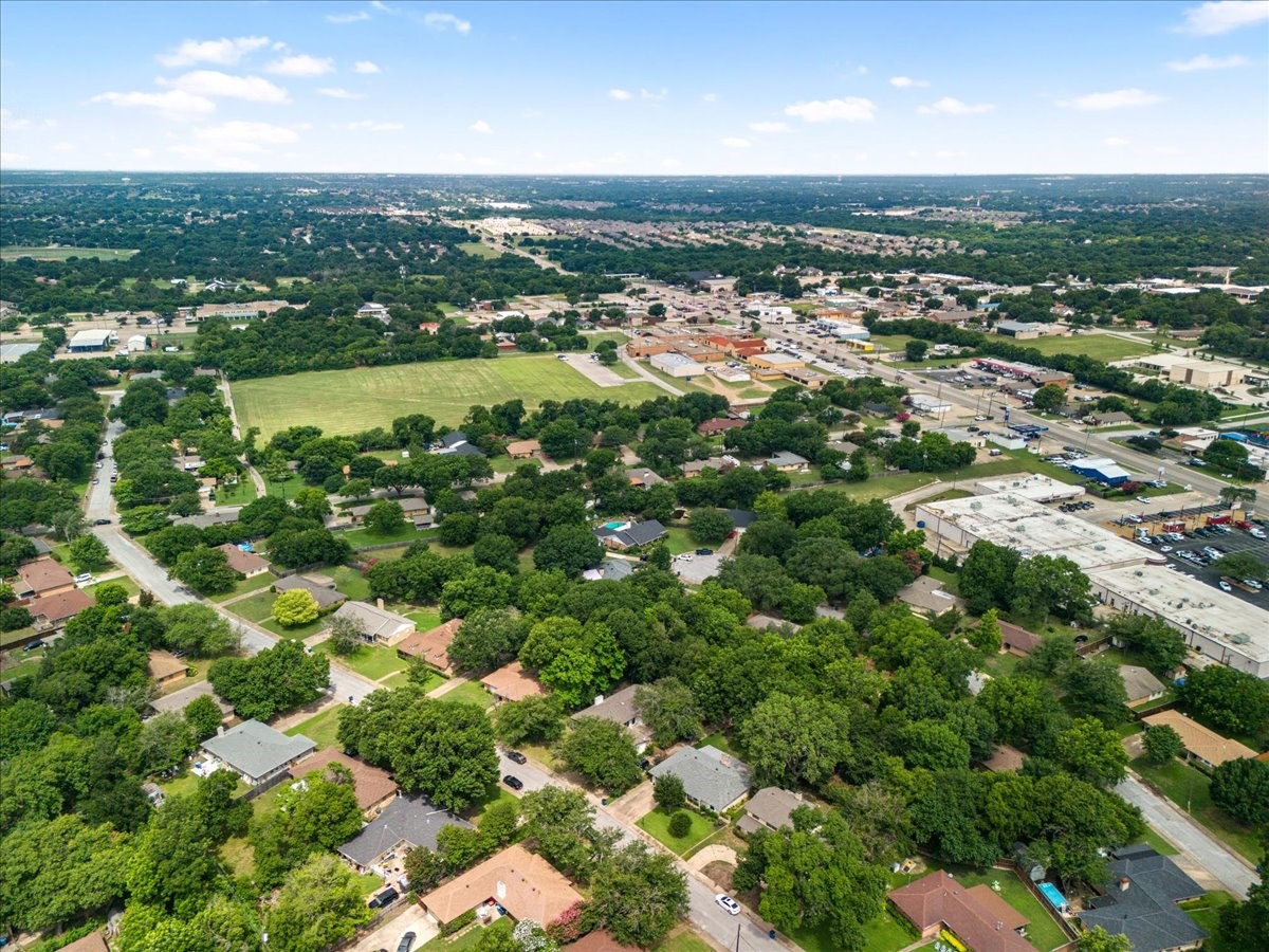 325 Meadowcreek Drive