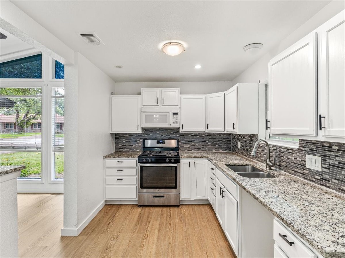 325 Meadowcreek Drive