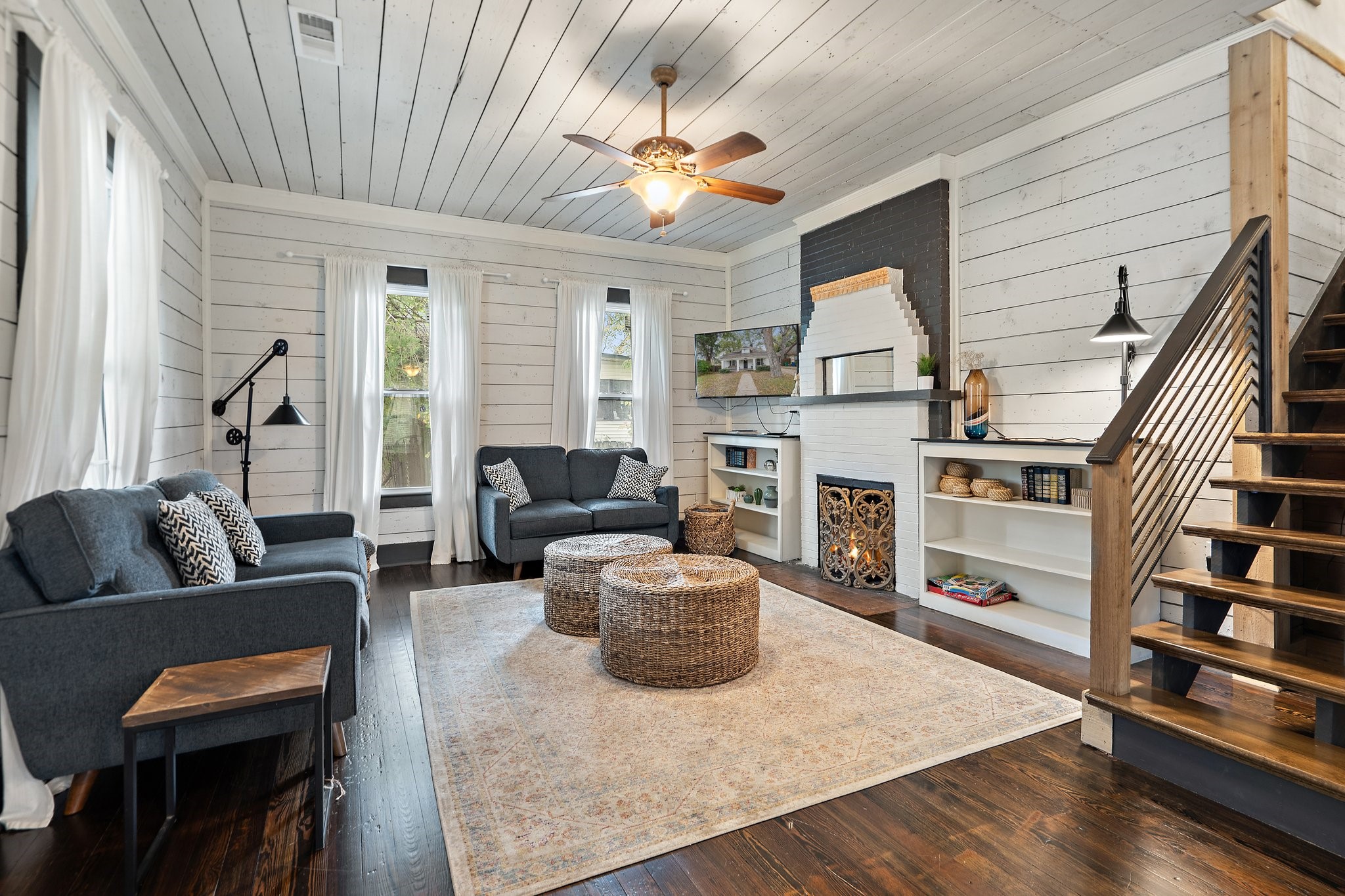 1105 W Main Street