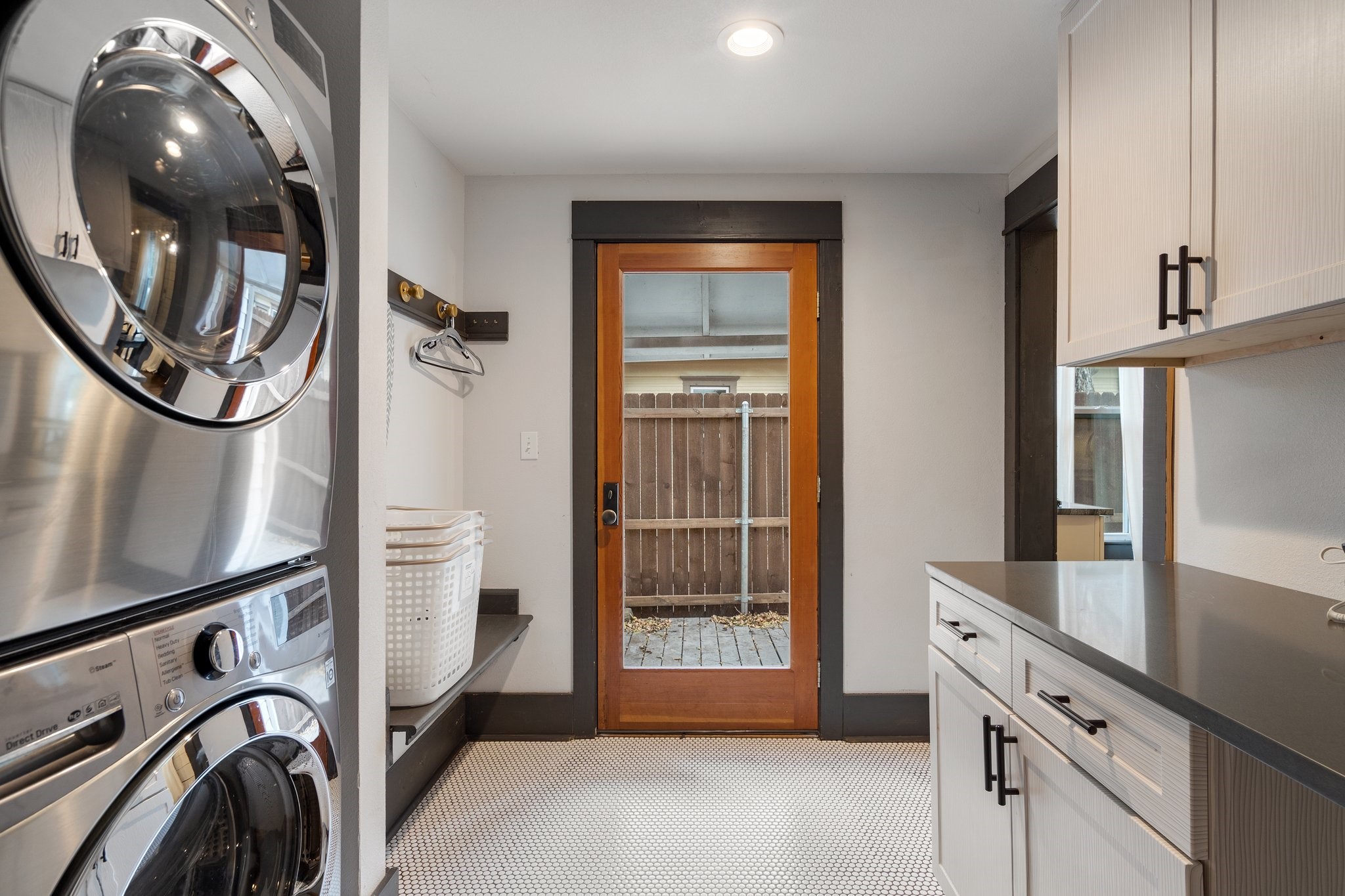 1105 W Main Street
