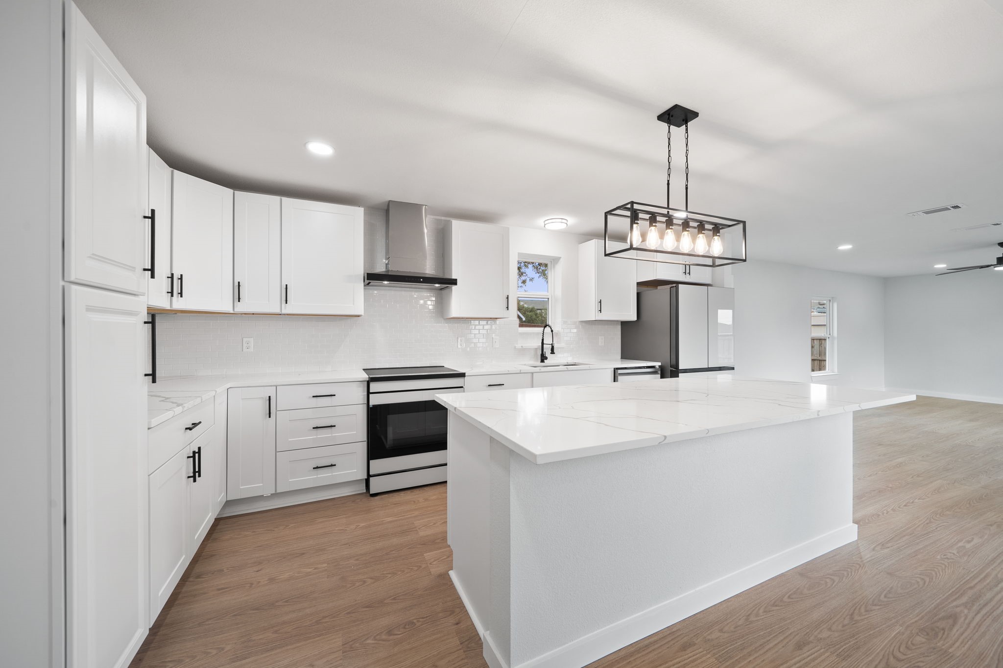 2118 Lamont Drive