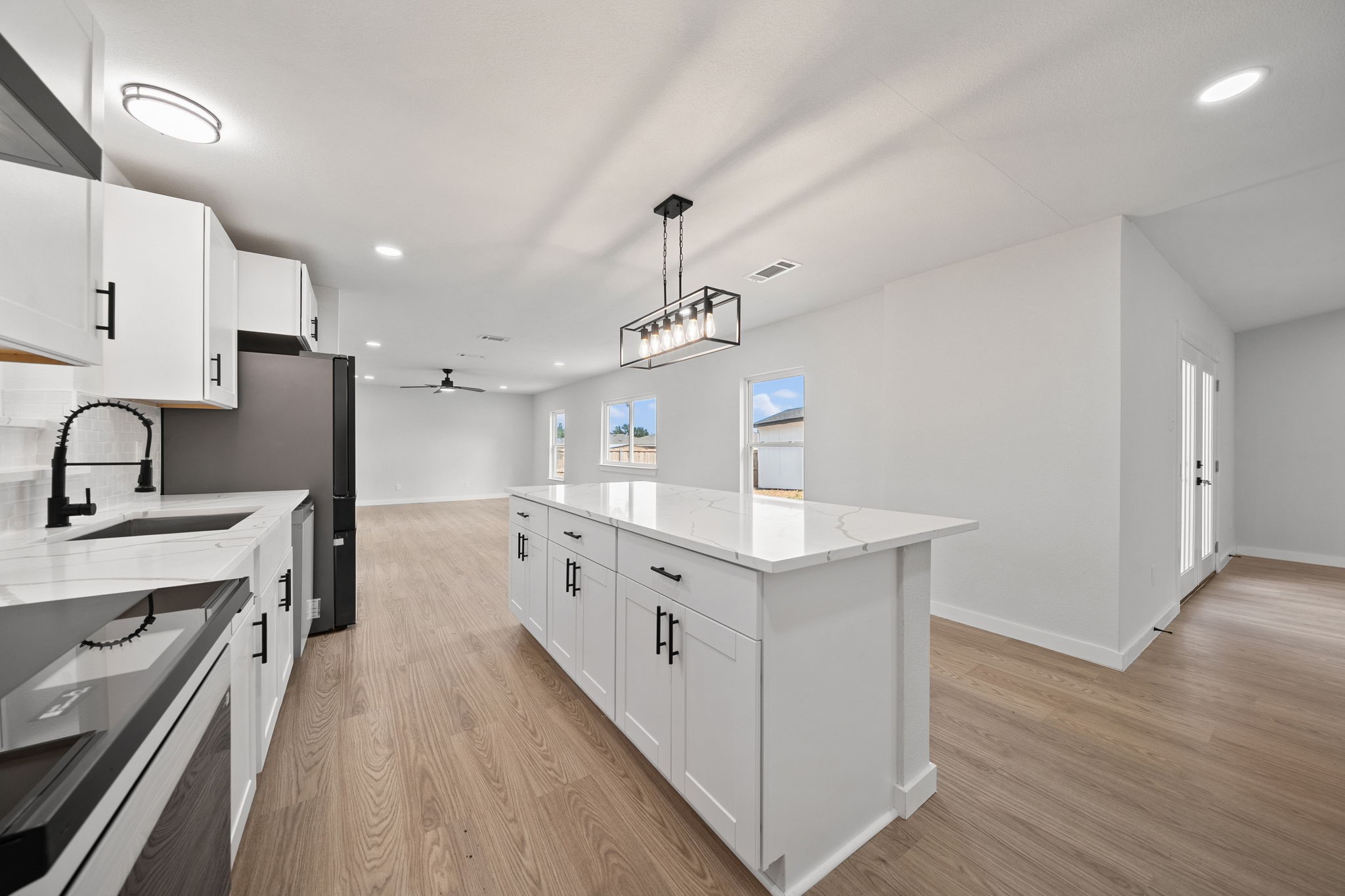 2118 Lamont Drive