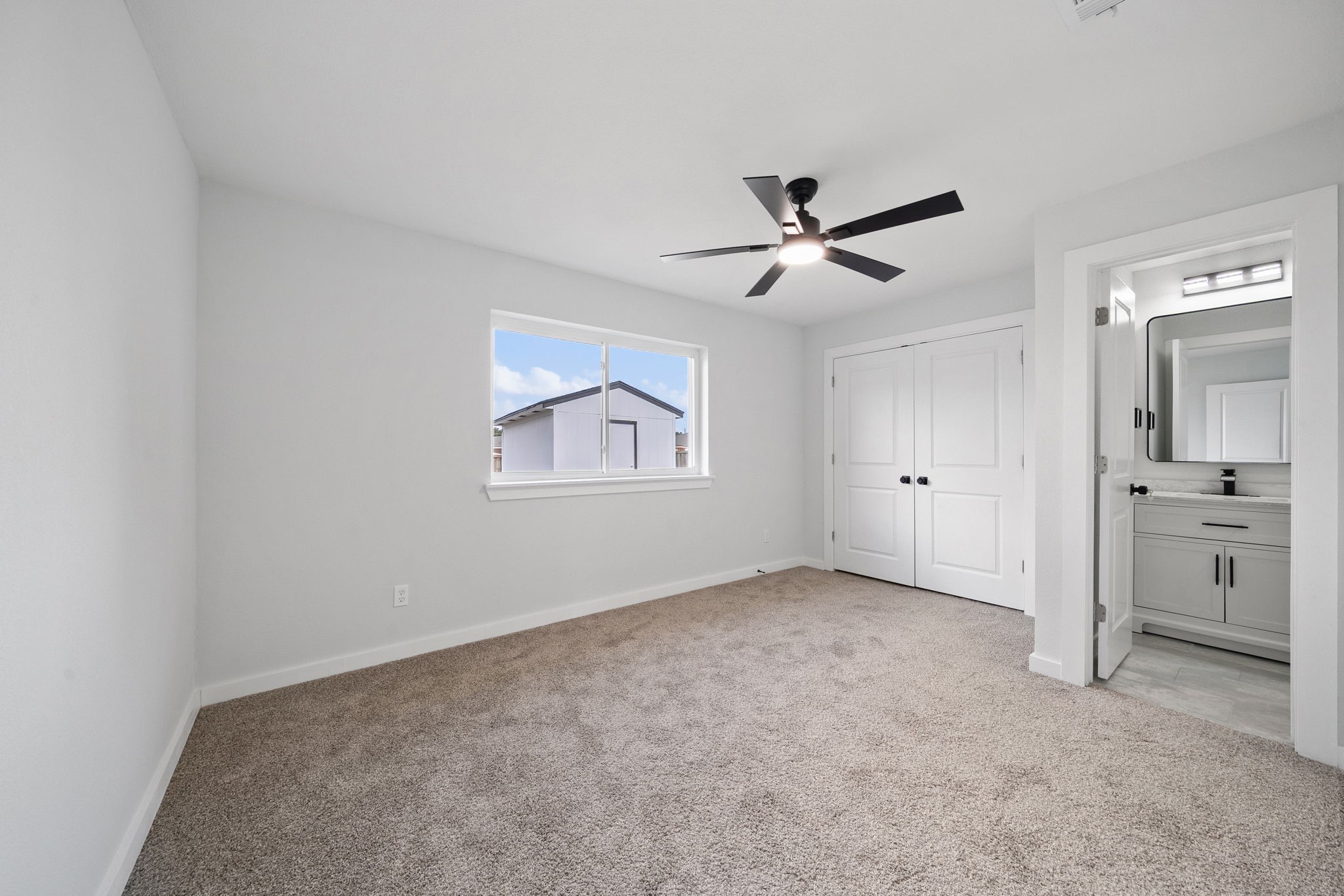 2118 Lamont Drive