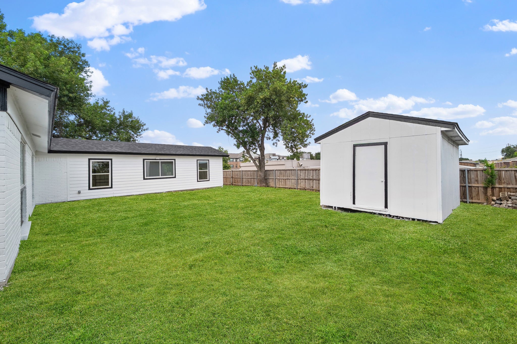 2118 Lamont Drive