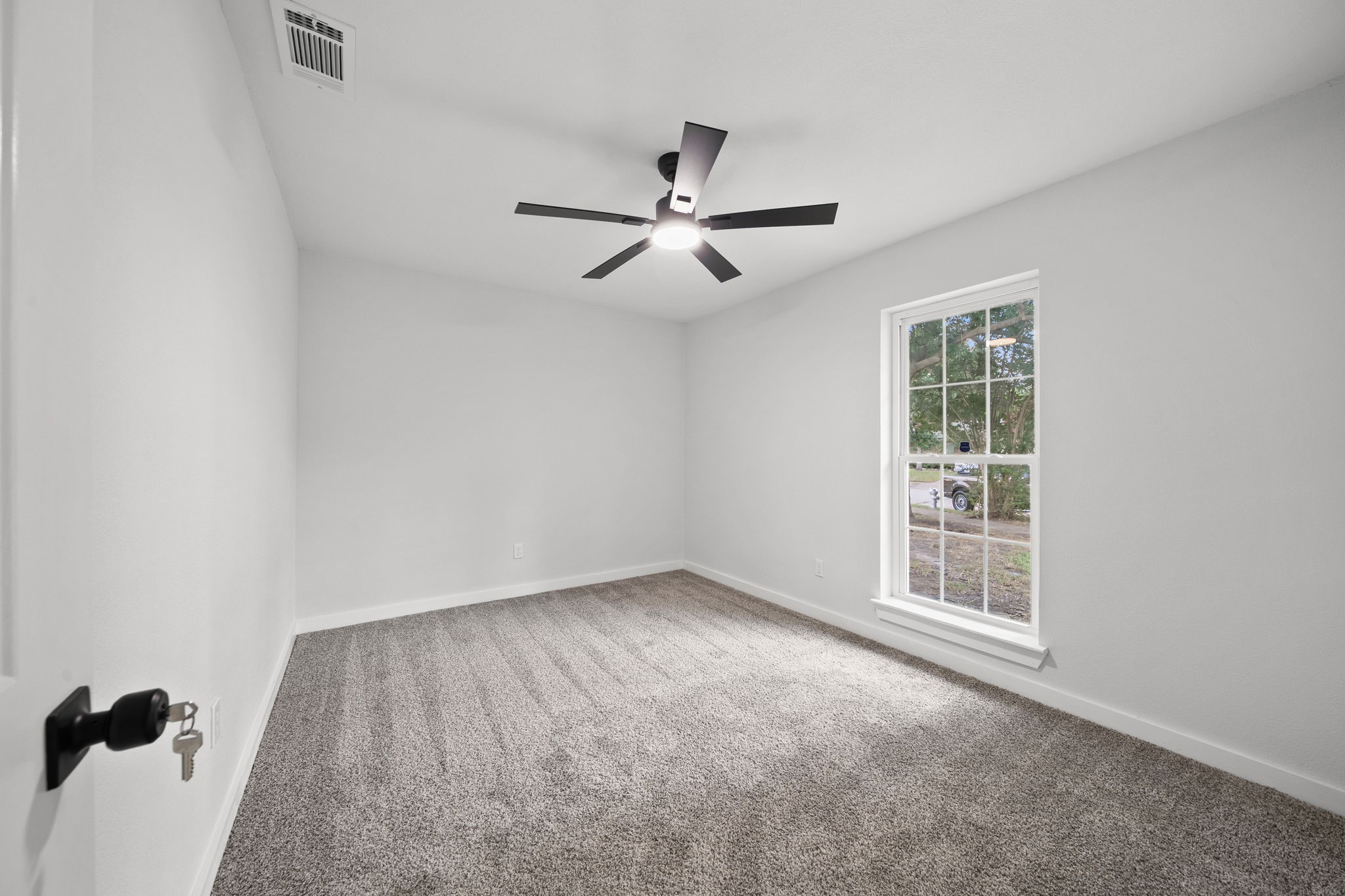 2118 Lamont Drive