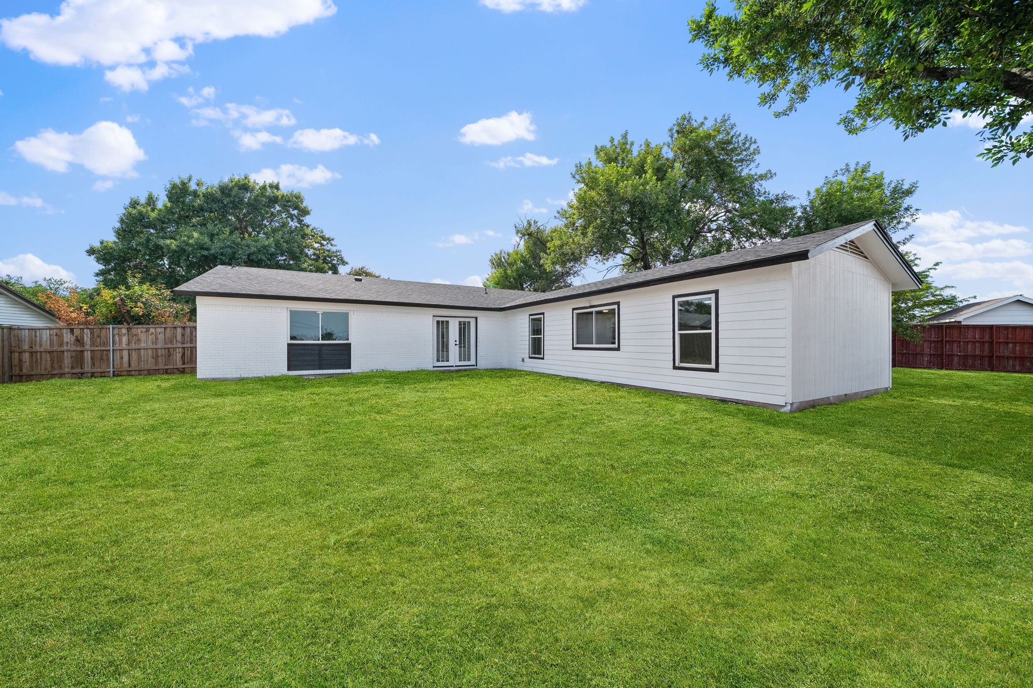 2118 Lamont Drive