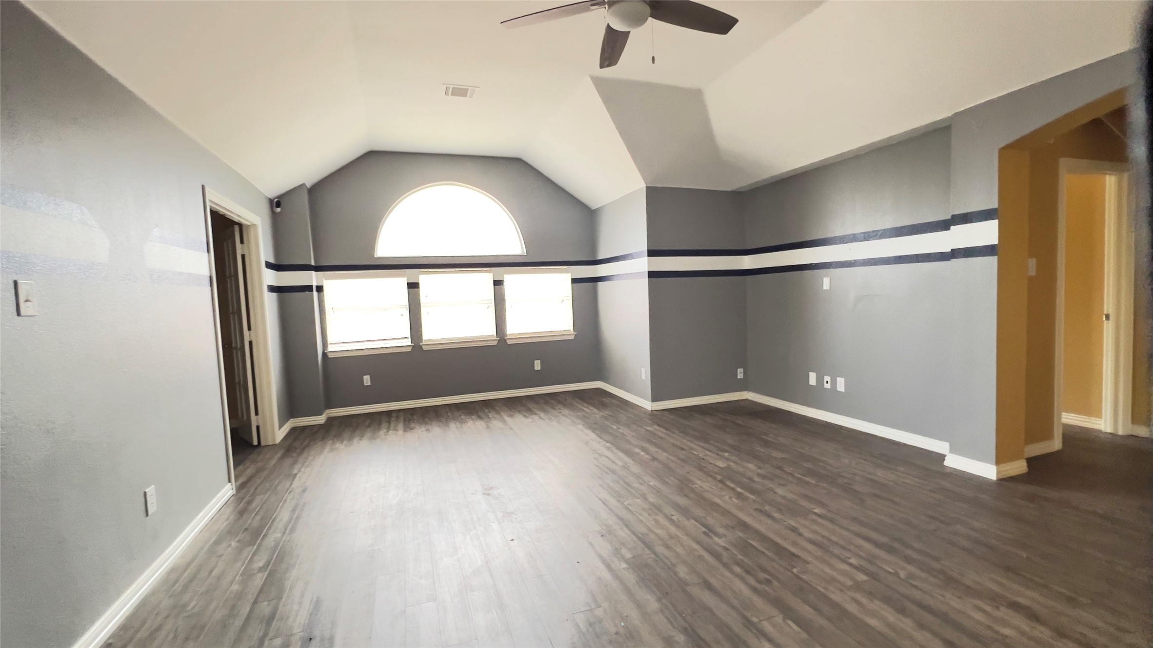 1005 Raspberry Lane