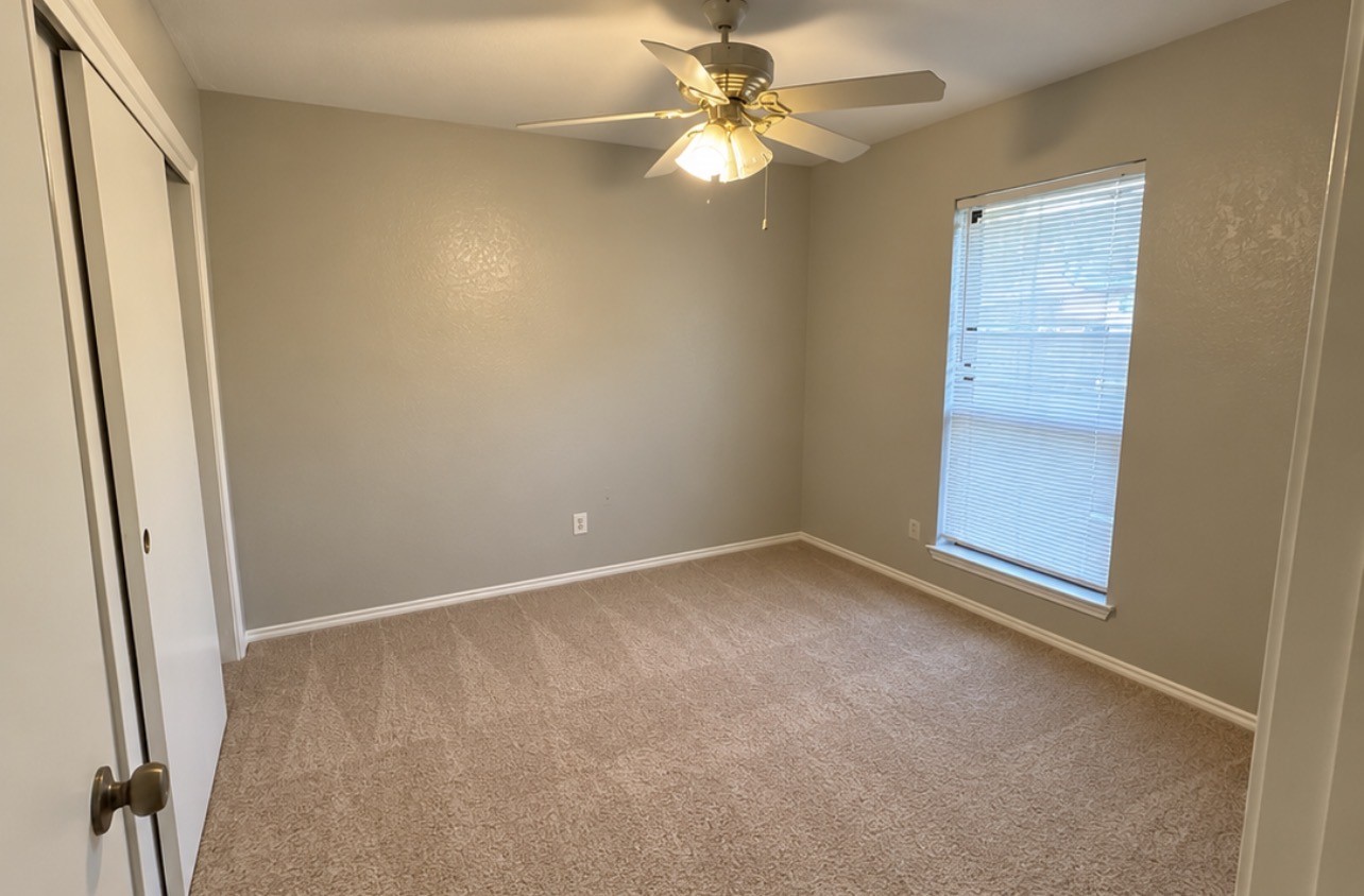 1109 Hemlock Drive