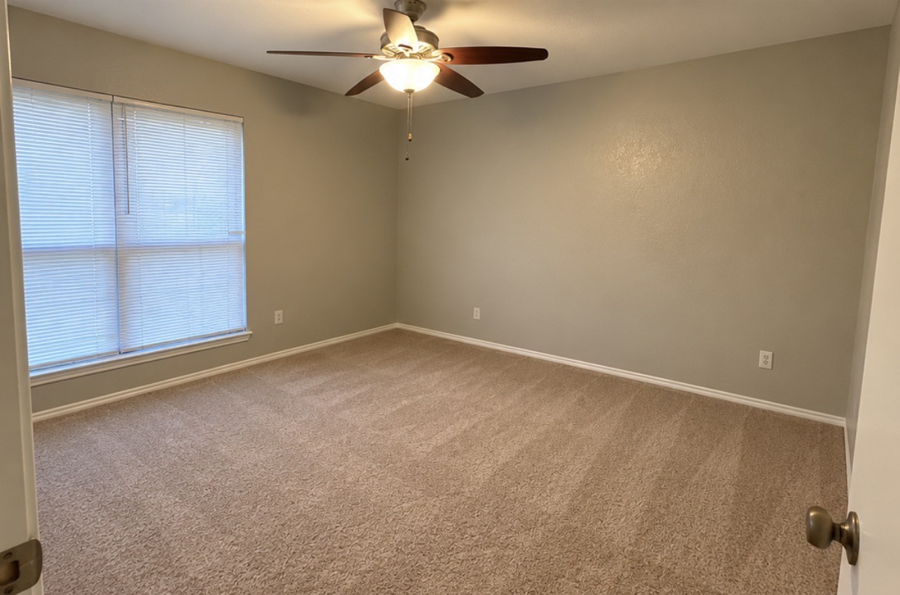 1109 Hemlock Drive