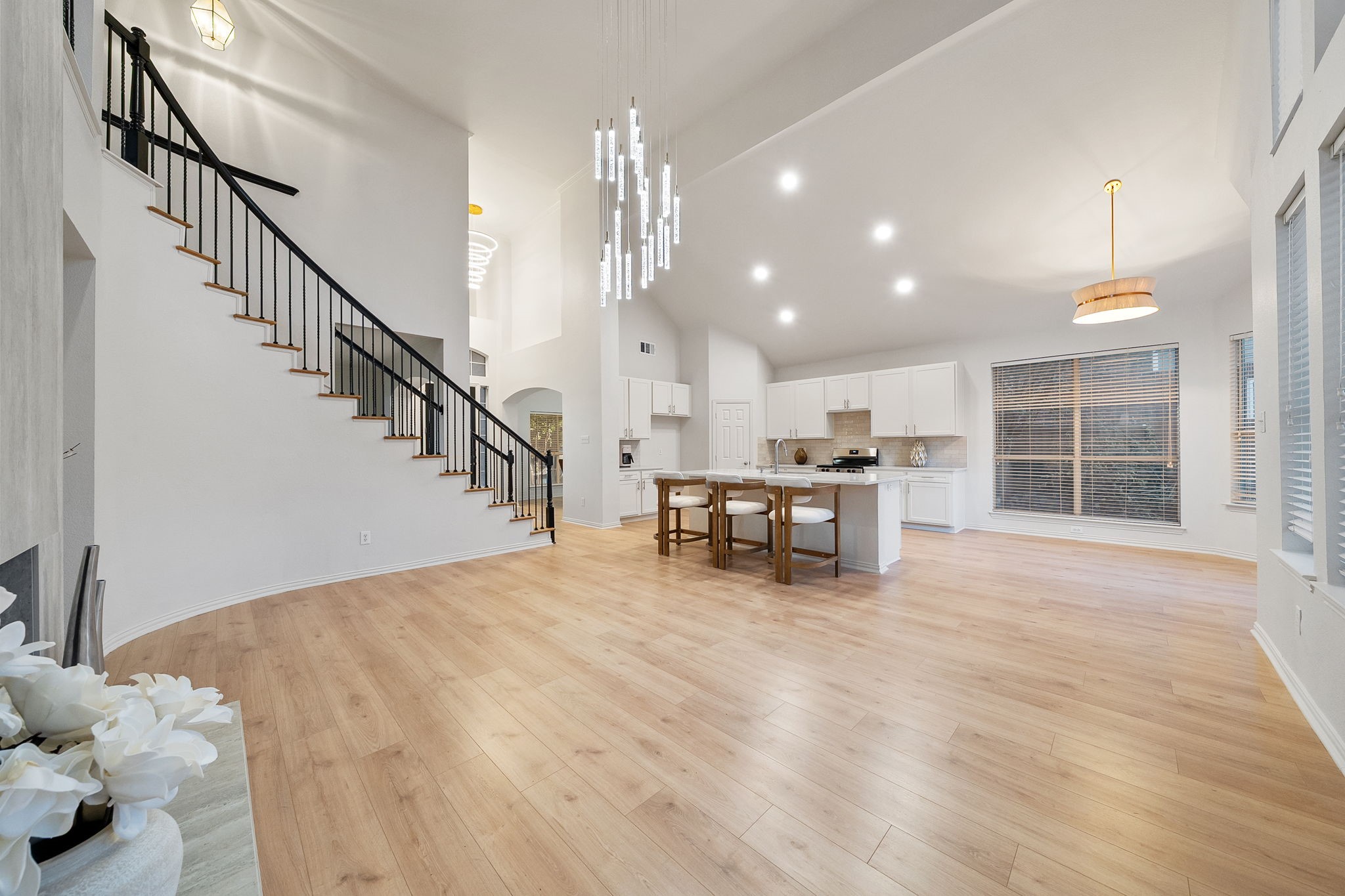 1005 Raspberry Lane