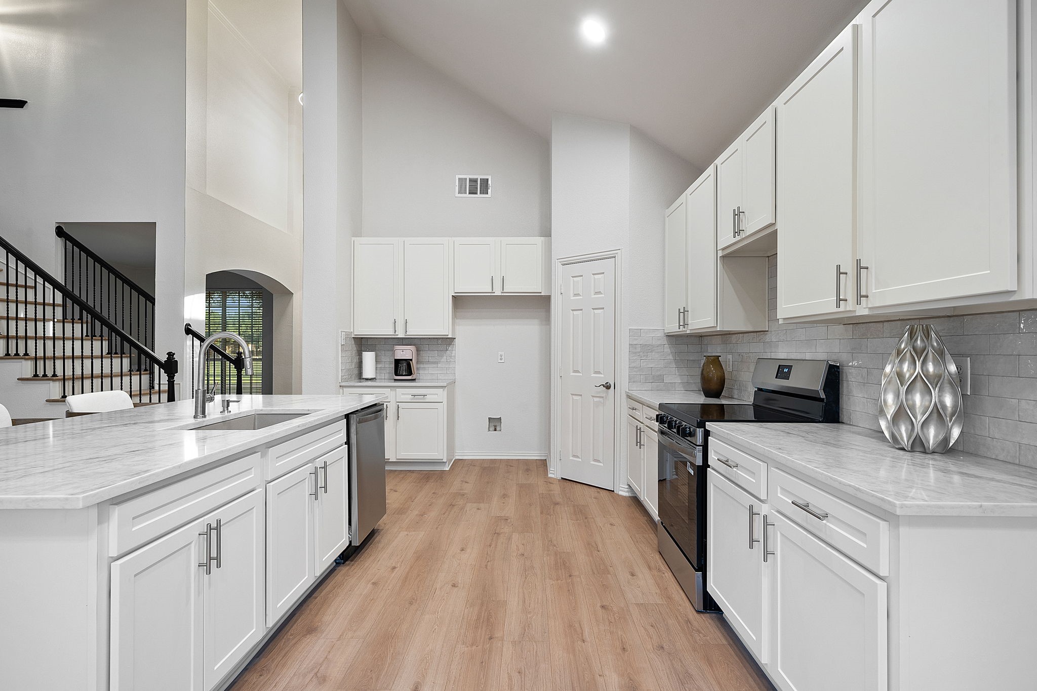1005 Raspberry Lane
