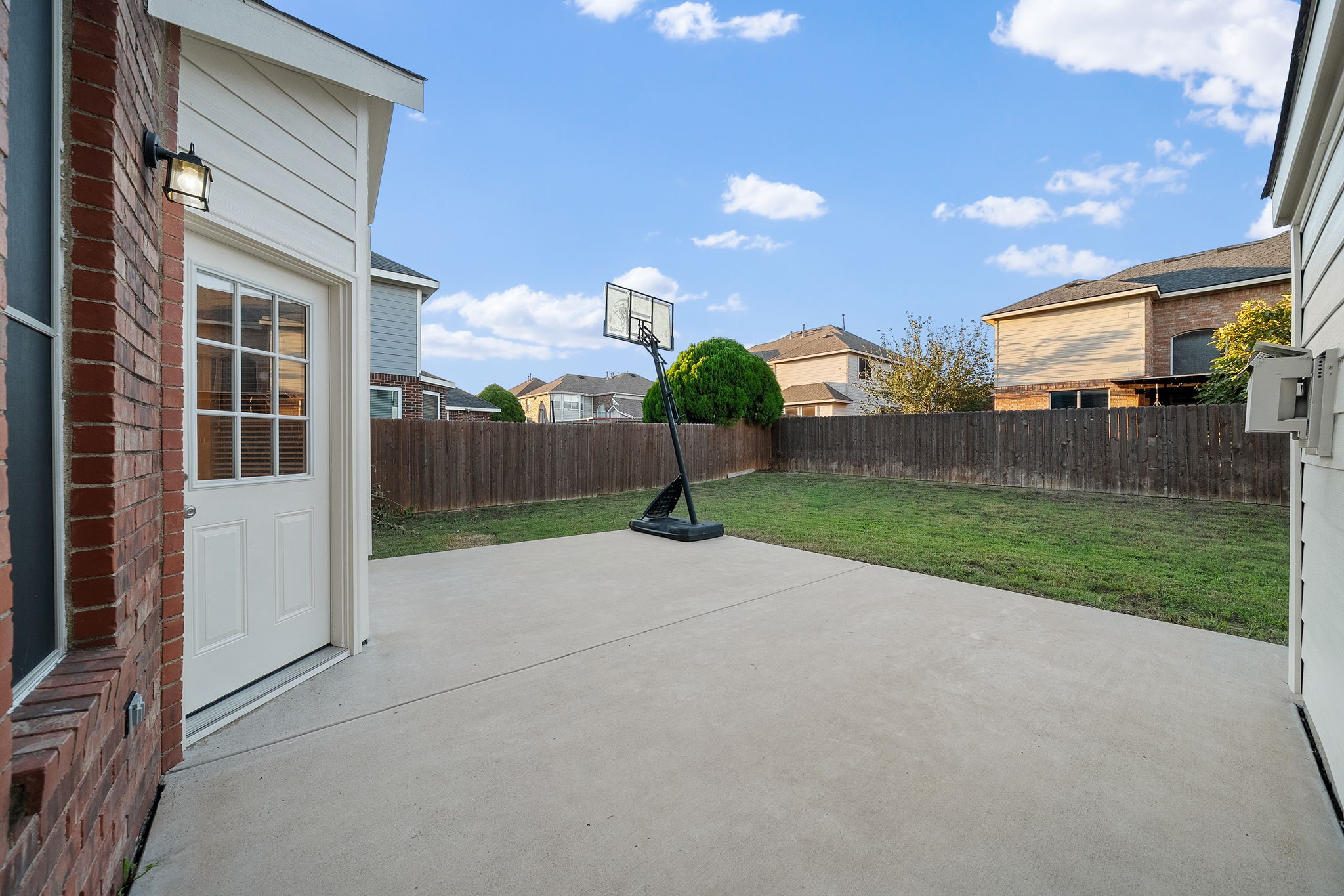 1005 Raspberry Lane
