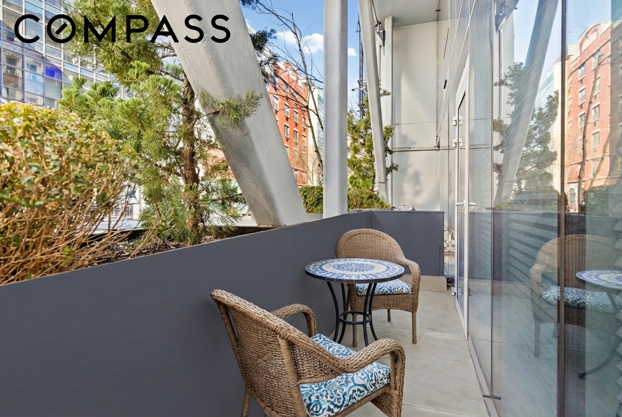 100 Norfolk Street 1A