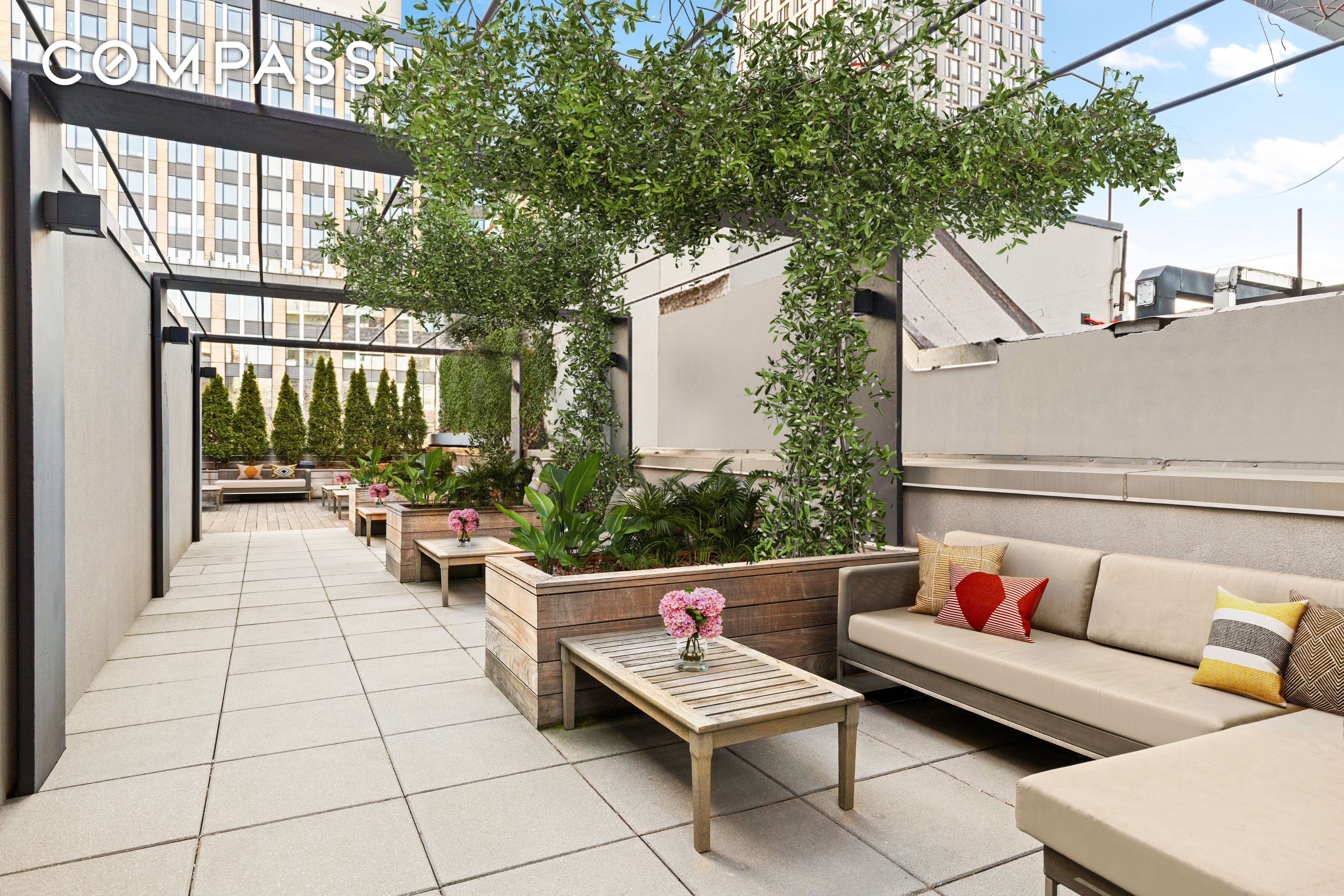 100 Norfolk Street 1A