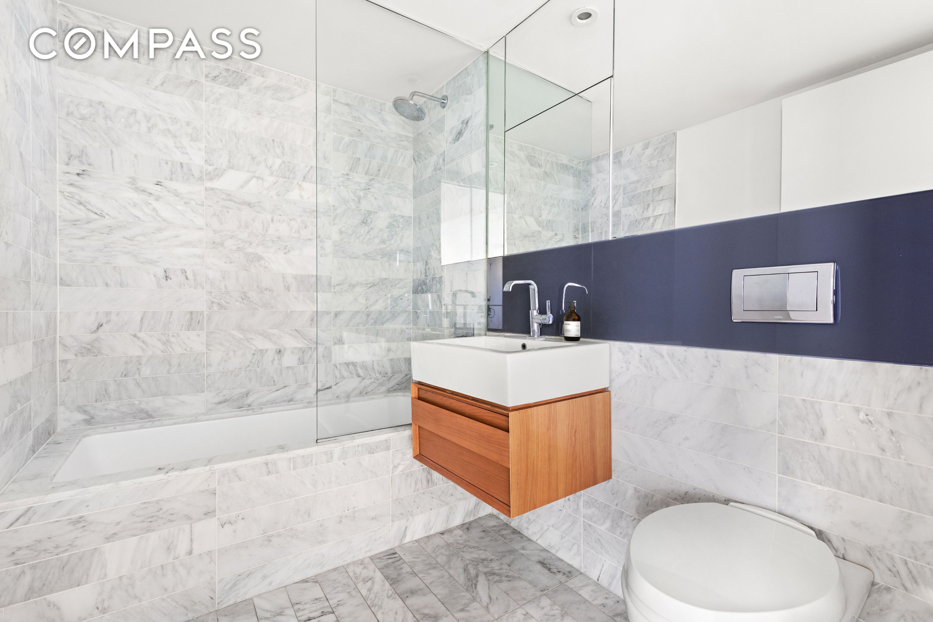 100 Norfolk Street 1A