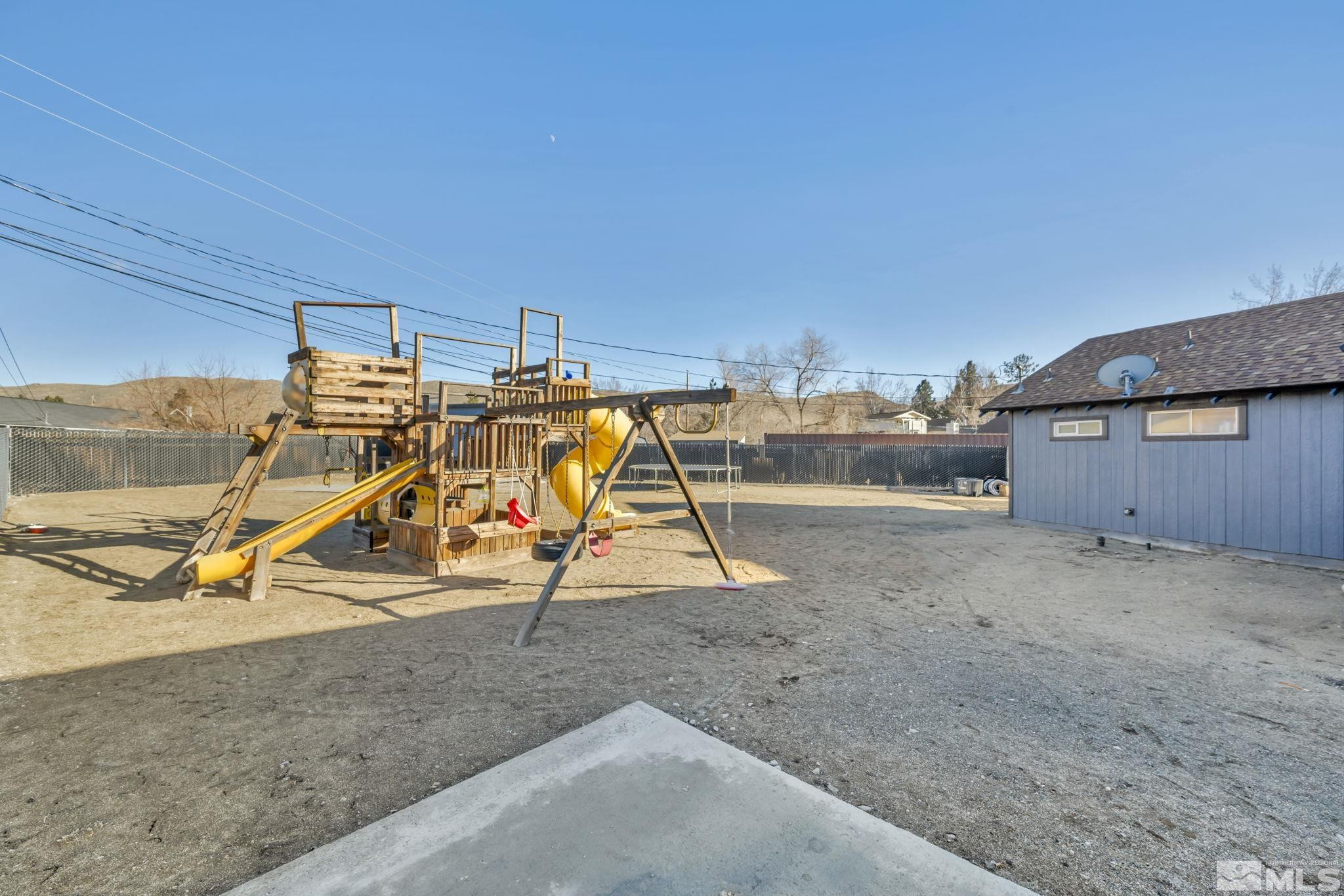 3760 Peregrine Circle