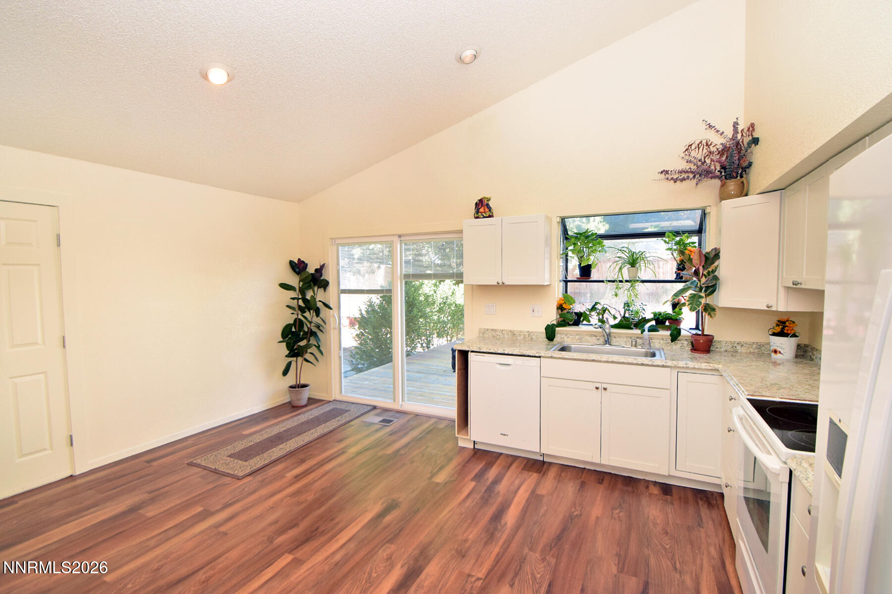 5712 Royal Vista Way