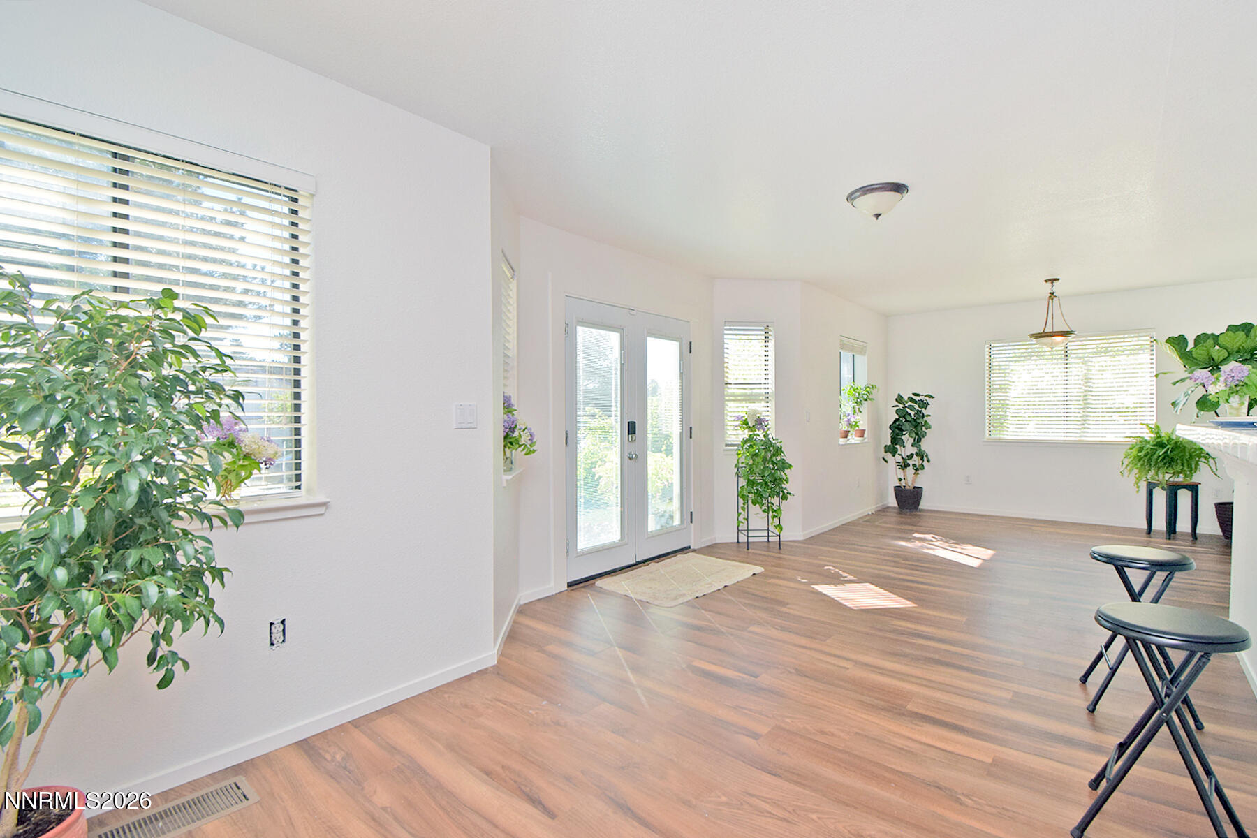 5712 Royal Vista Way