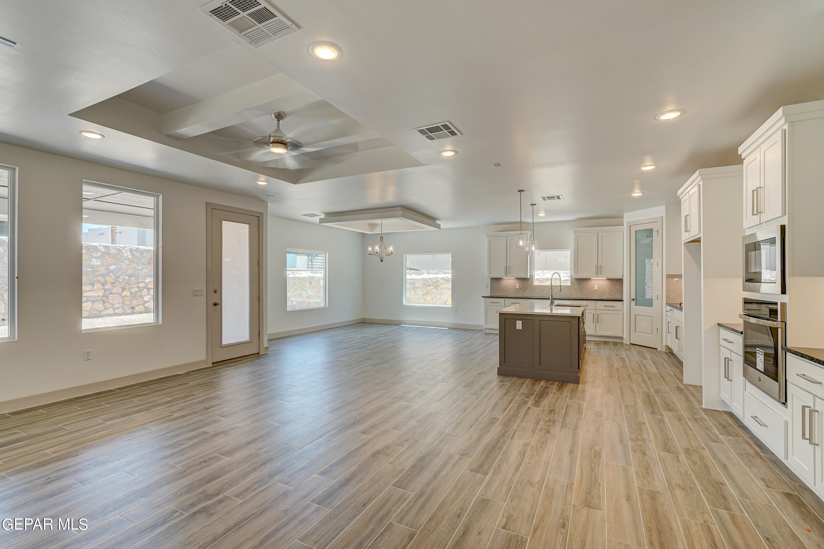 7313 Enchanted Point Drive