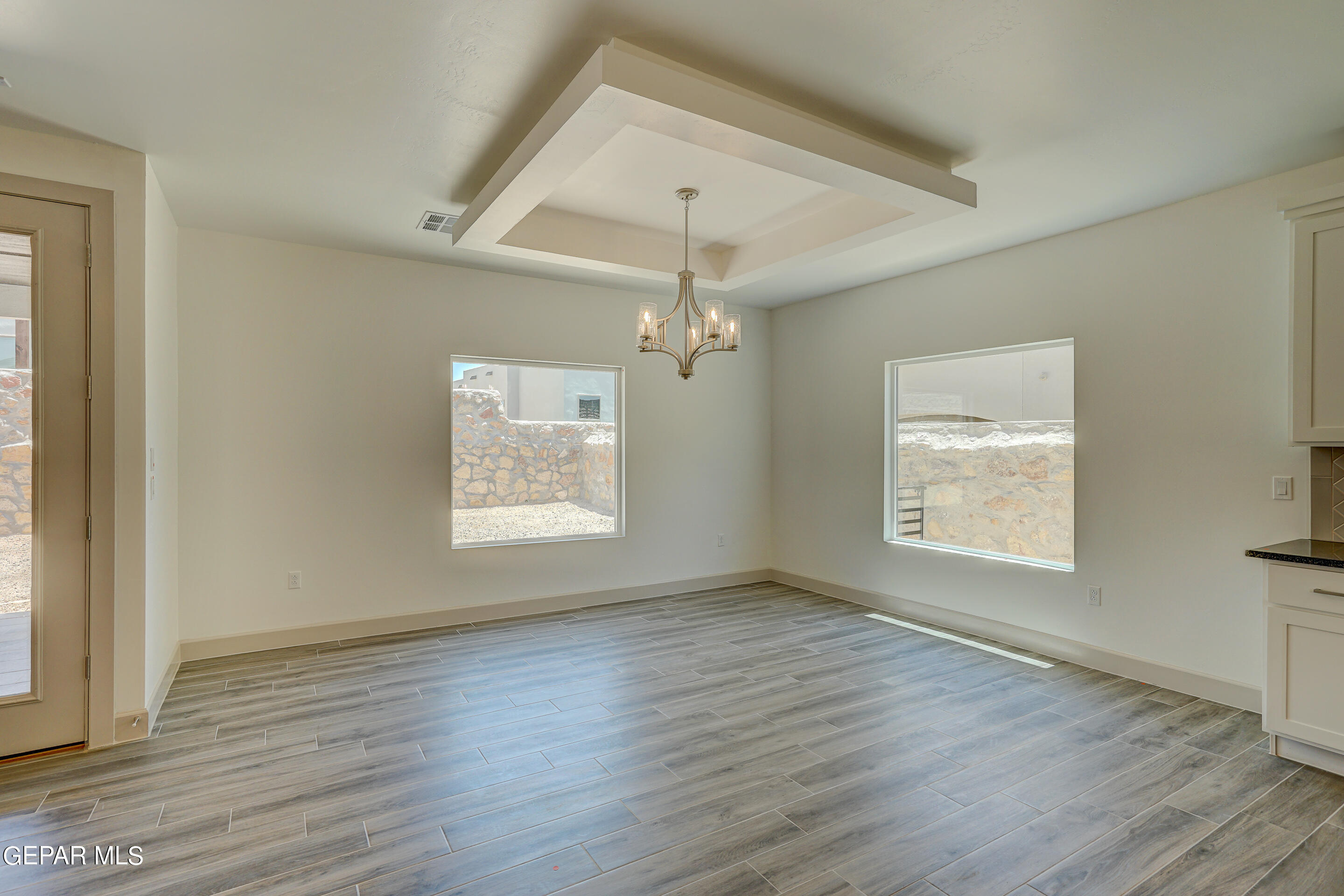 7313 Enchanted Point Drive