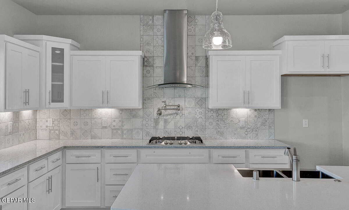 7309 Enchanted Point Drive