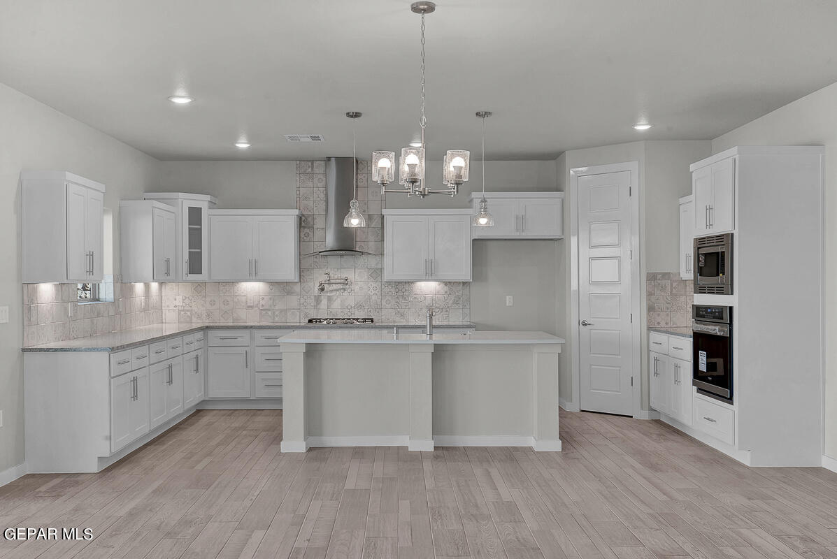 7309 Enchanted Point Drive