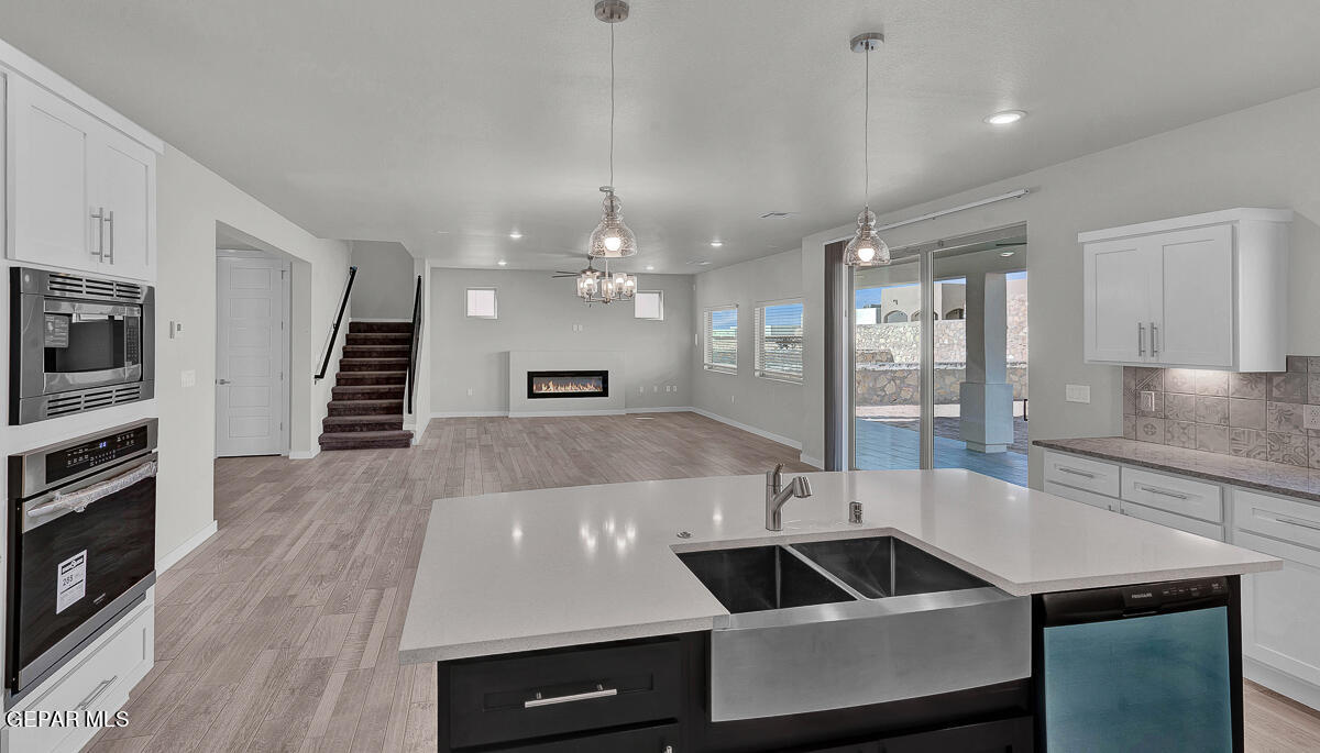 7309 Enchanted Point Drive