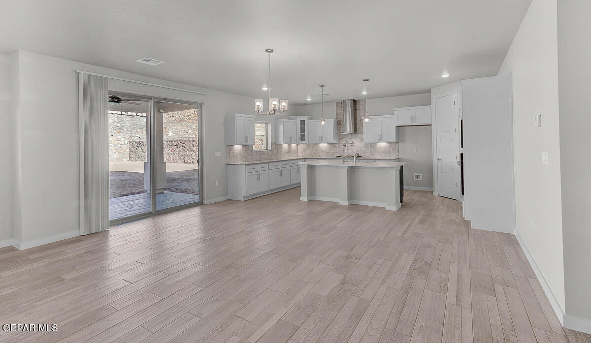 7309 Enchanted Point Drive