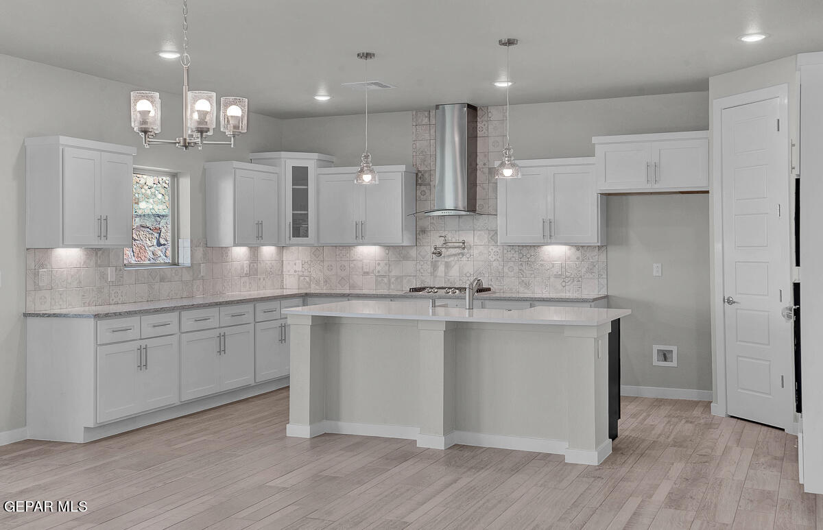 7309 Enchanted Point Drive