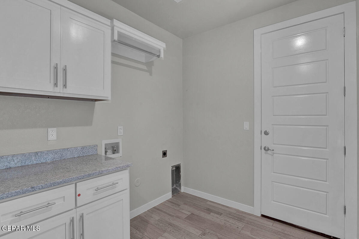 7309 Enchanted Point Drive