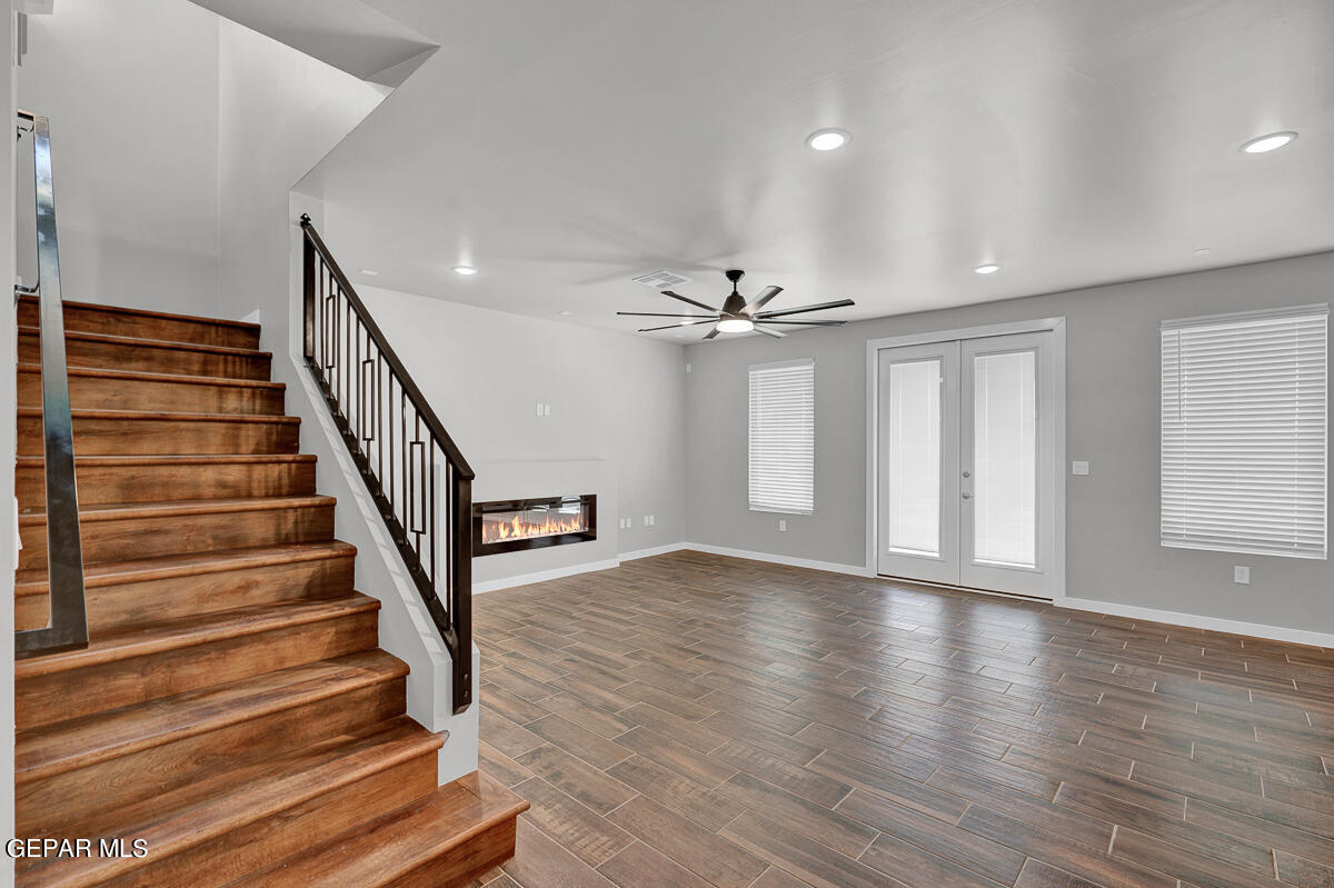 7317 Enchanted Point Drive