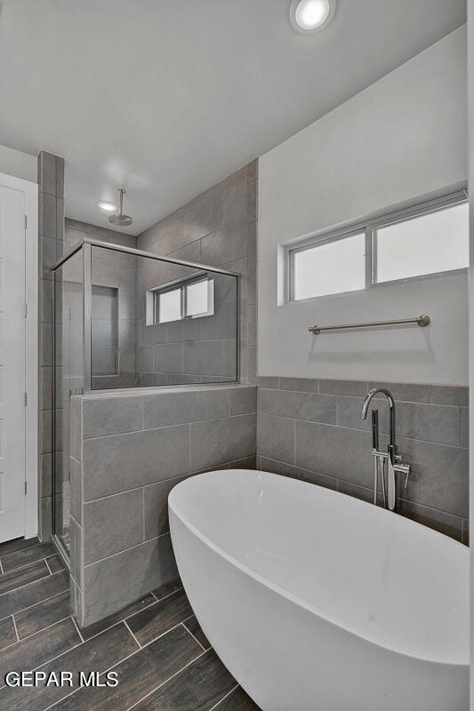 7317 Enchanted Point Drive