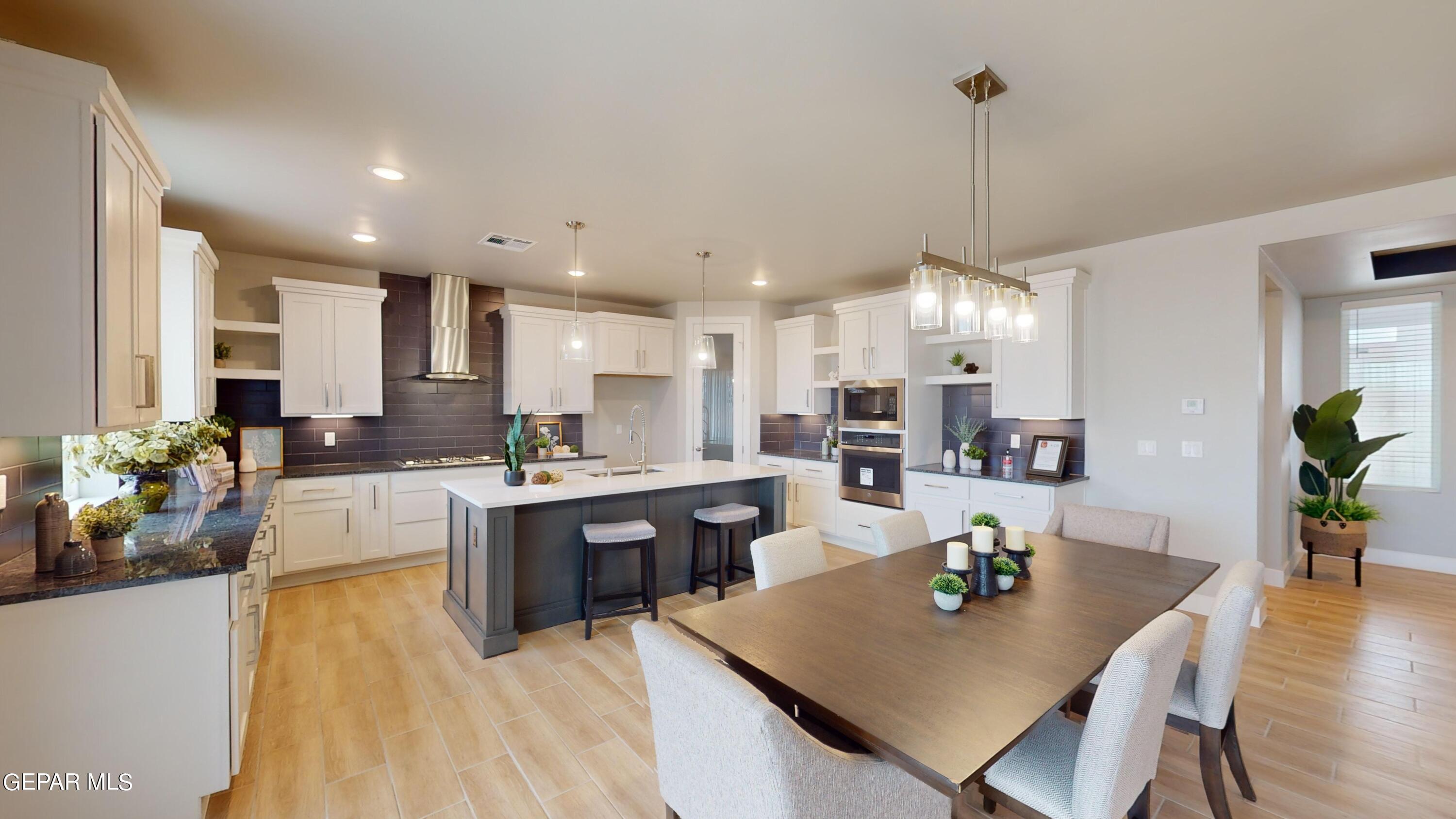 7317 Enchanted Point Drive