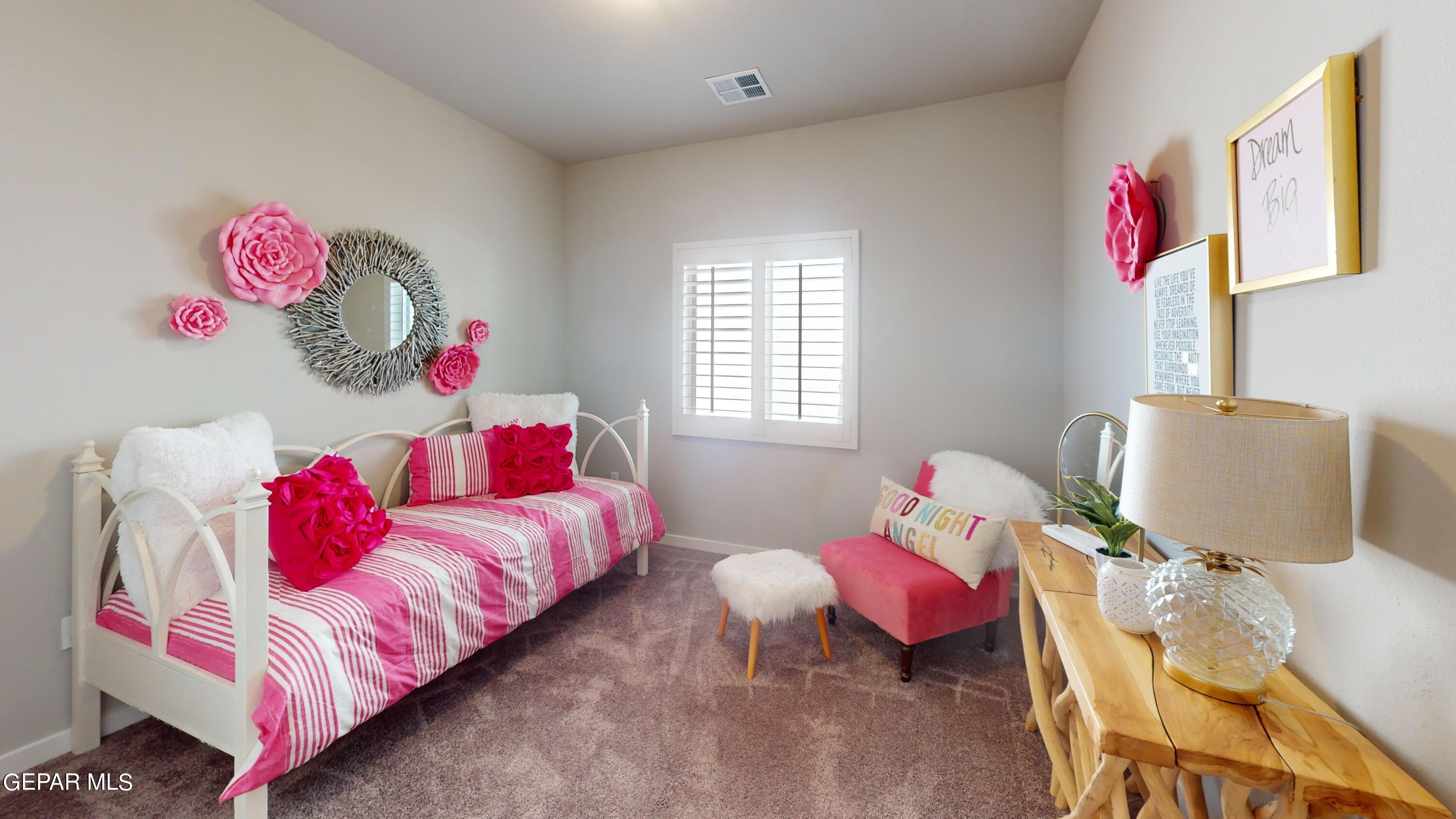 7425 White Cedar Place