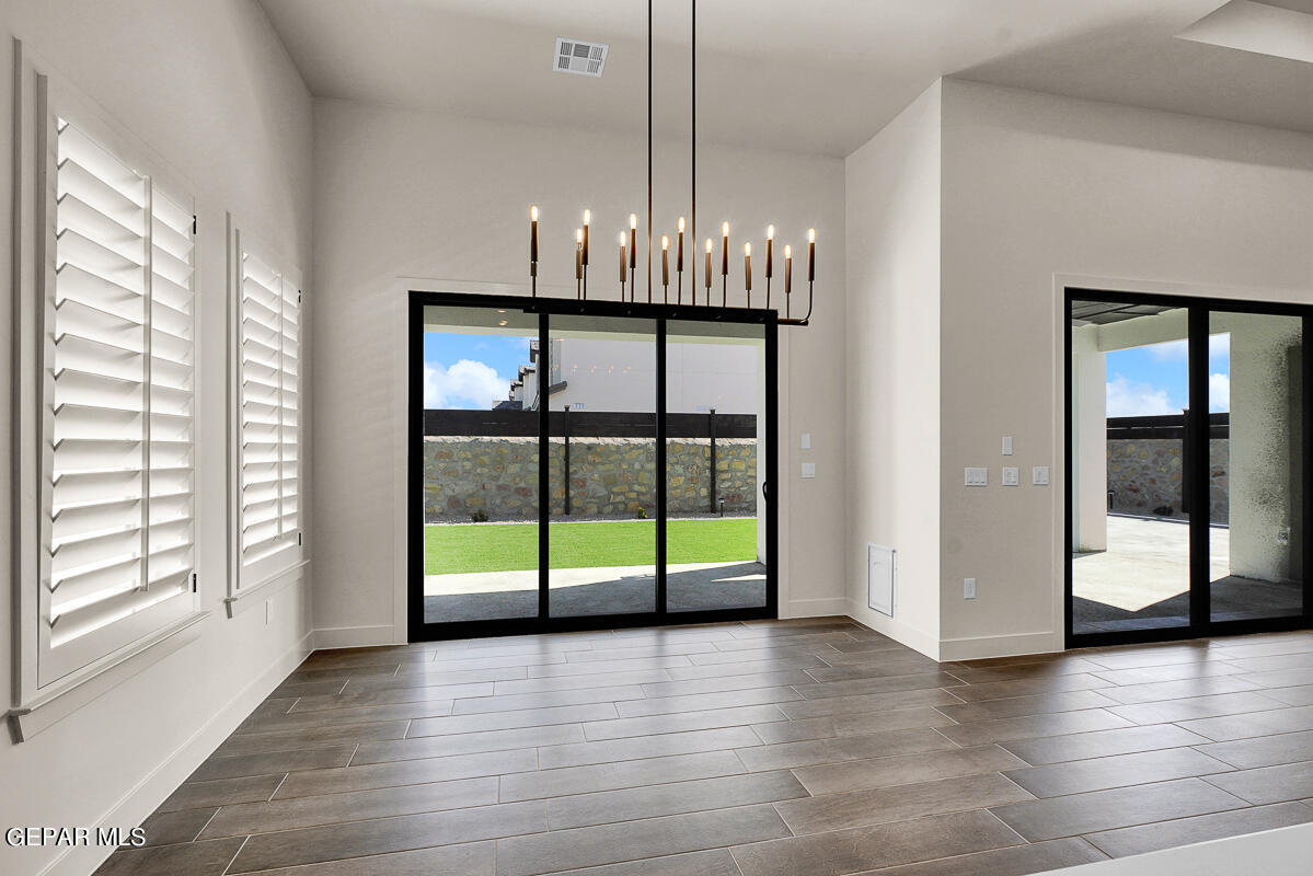 7325 Enchanted Point Drive
