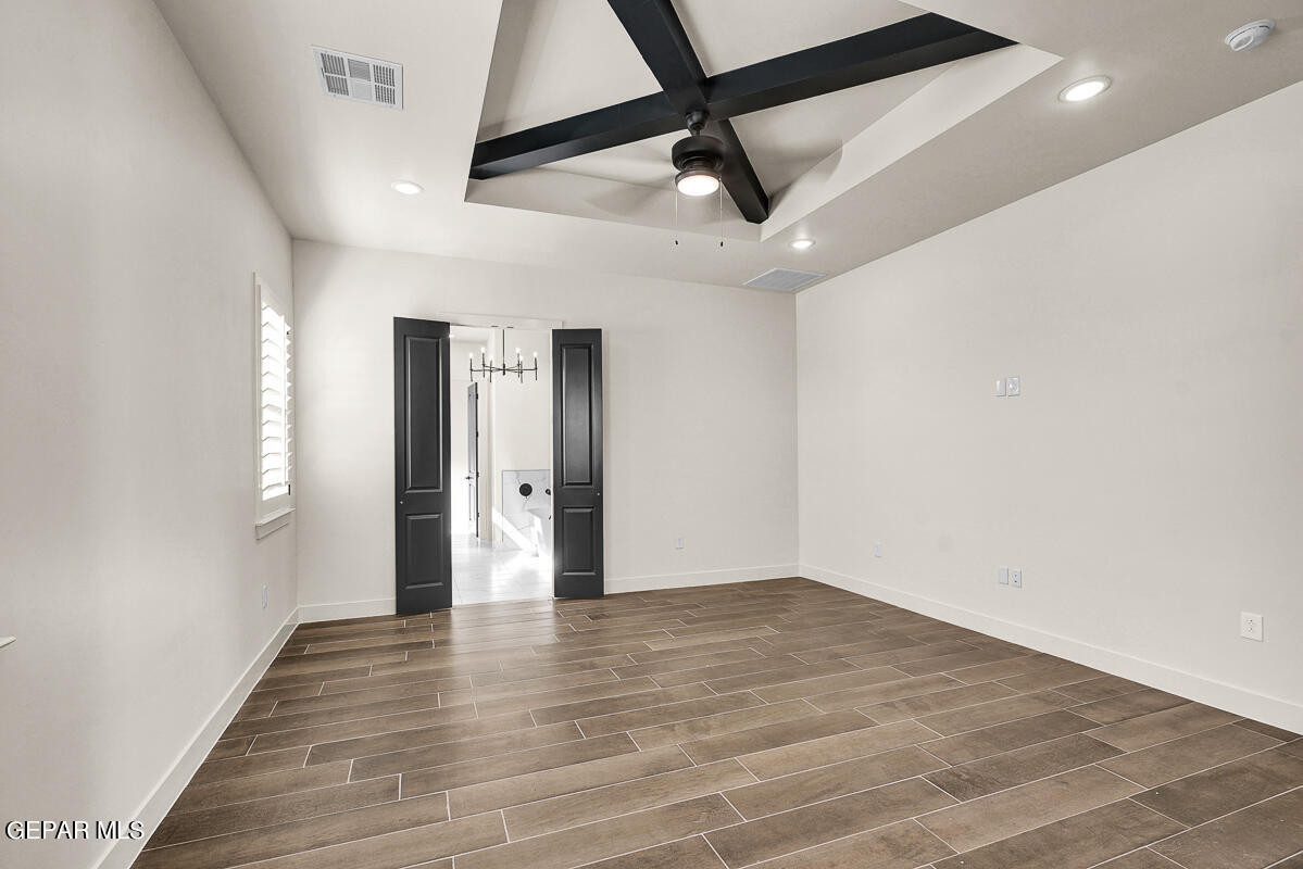 7325 Enchanted Point Drive