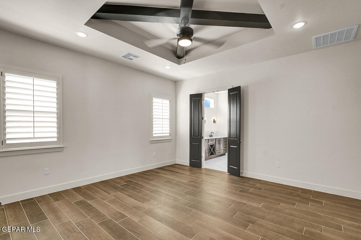7325 Enchanted Point Drive