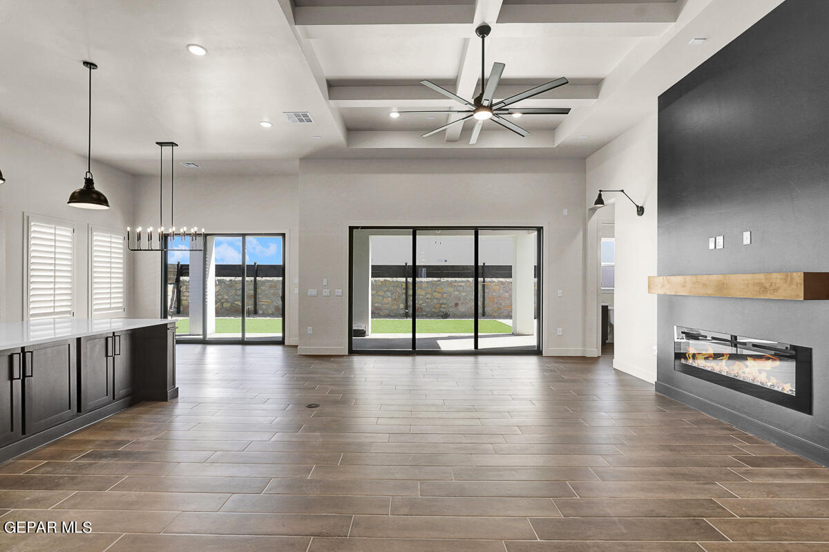 7325 Enchanted Point Drive